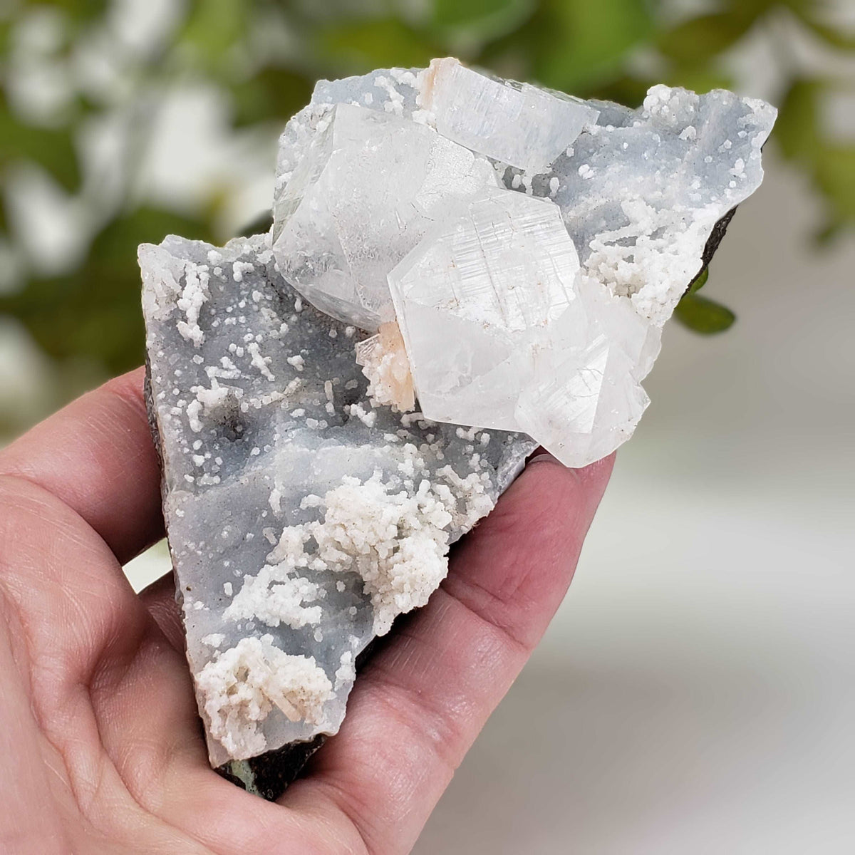  Apophyllite and Stilbite on Chalcedony Druse 302gr from Jalgaon, India 