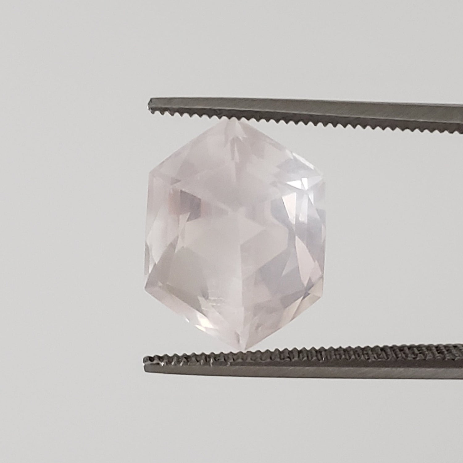 Rose Quartz | Modified Hexagon Cut | 13.5x10x8.5mm 5.7ct