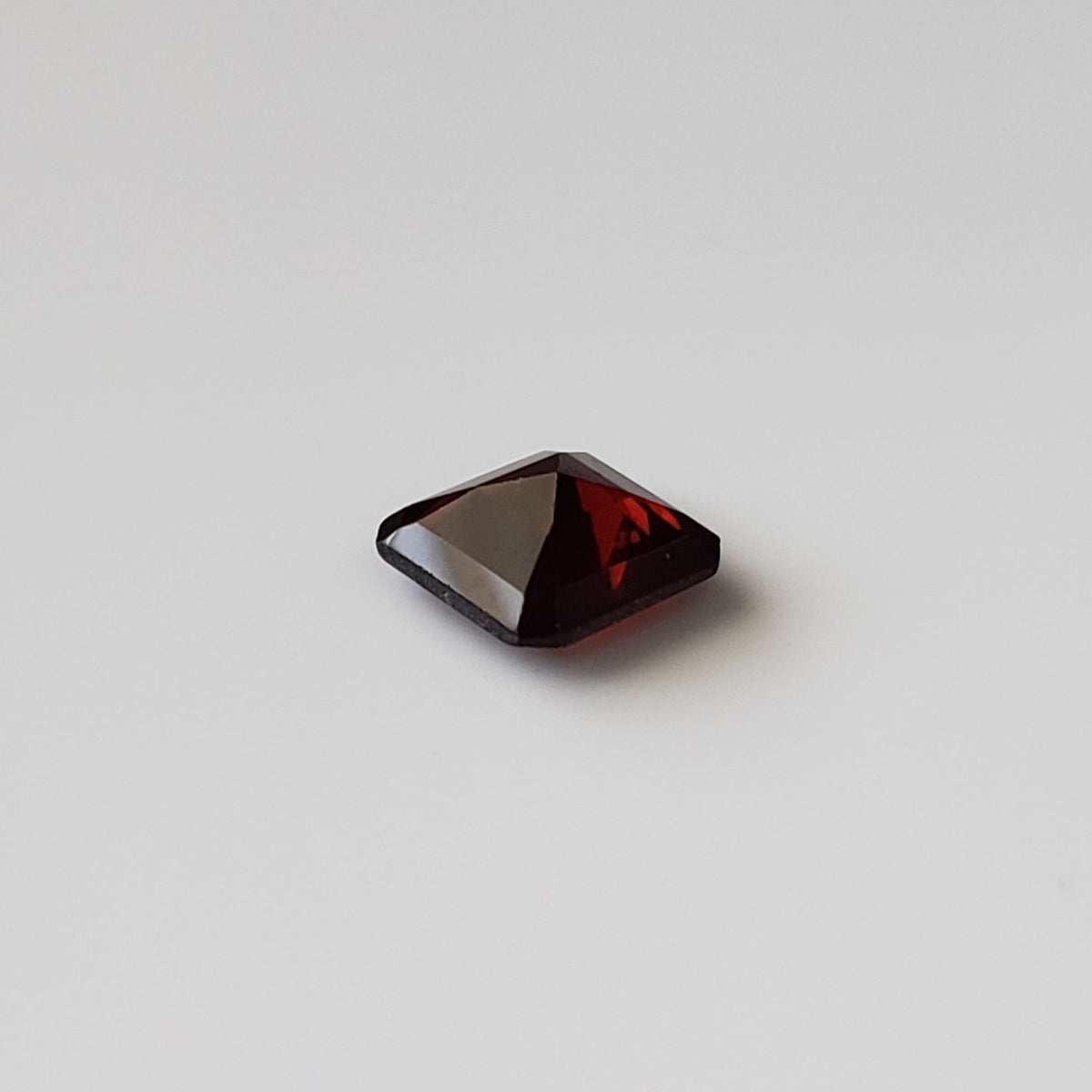 Mozambique Garnet | Square Cut | Untreated | Orange Red | 6x6mm