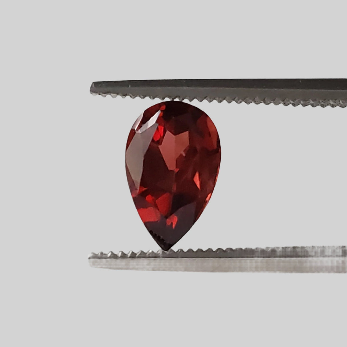   Mozambique Garnet | Pear Shape Cut | Orange Red | 8x5mm 1.1ct 