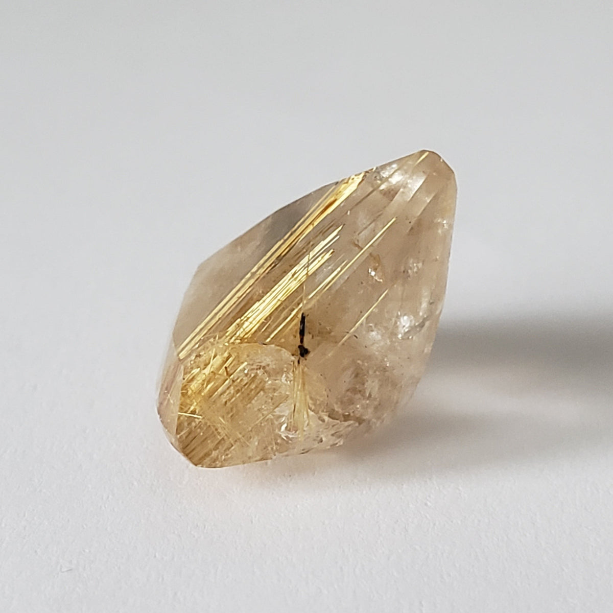  Rutilated Quartz | Trilliant Cut | 18mm | Brazil 