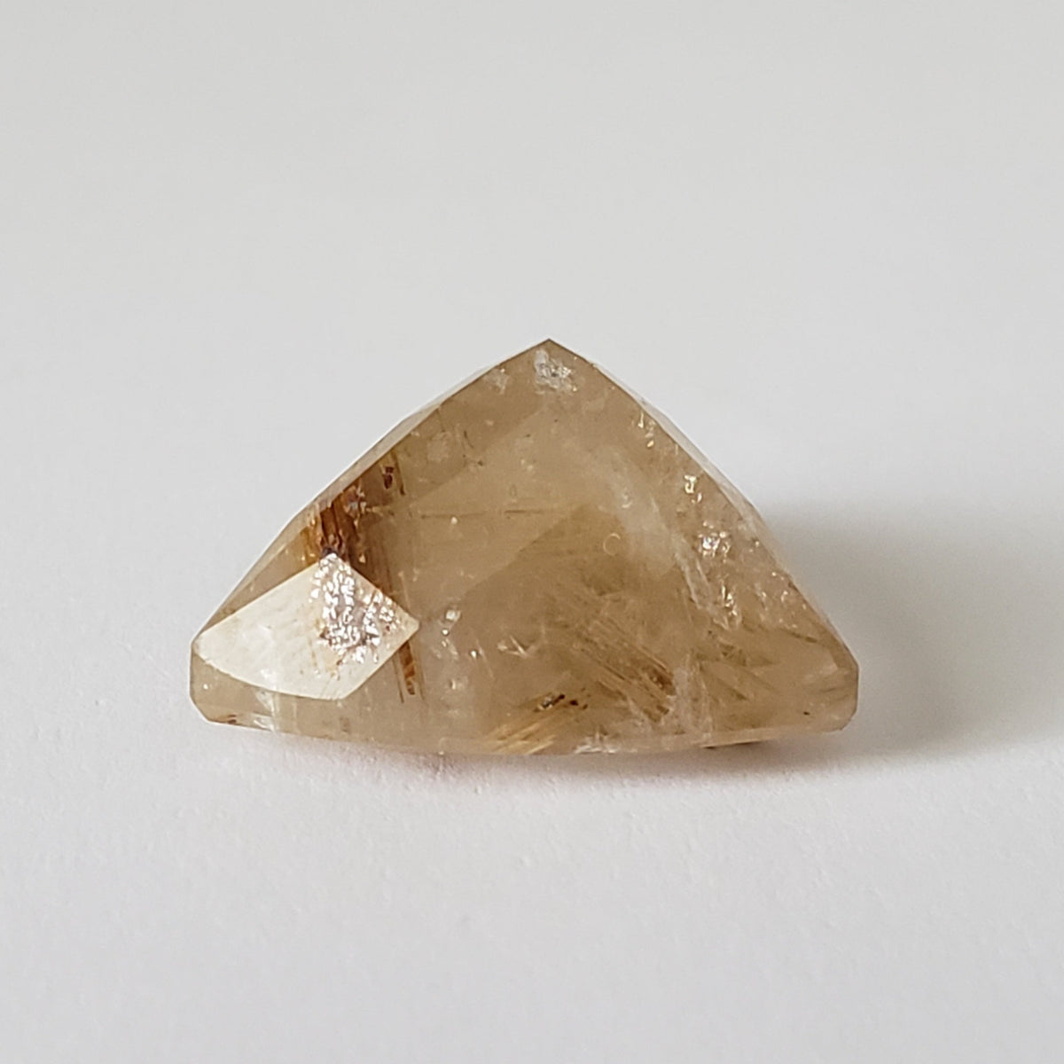  Rutilated Quartz | Trilliant Cut | 18mm | Brazil 