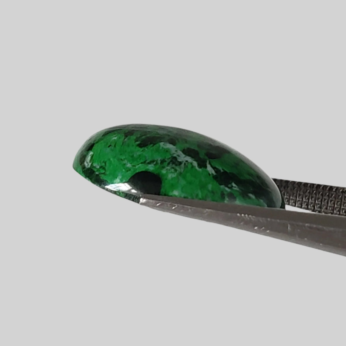  Maw Sit Sit | Oval Cabochon | Rare Bright Green | 18x13mm 9.70ct 