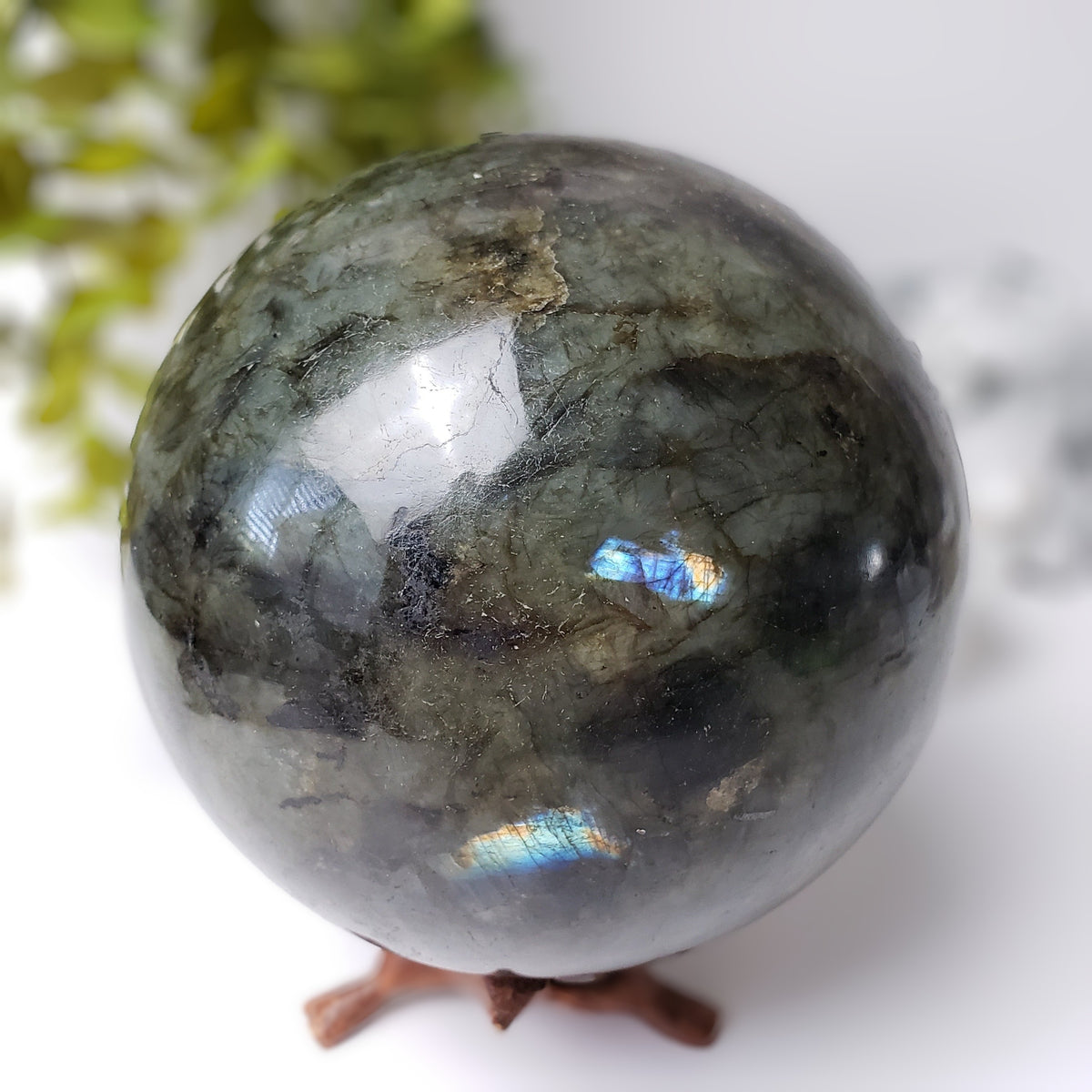 Labradorite Sphere | Natural Gray Rainbow | 4.5 Kg, 10 lbs | 150 mm, 6 in | Madagascar