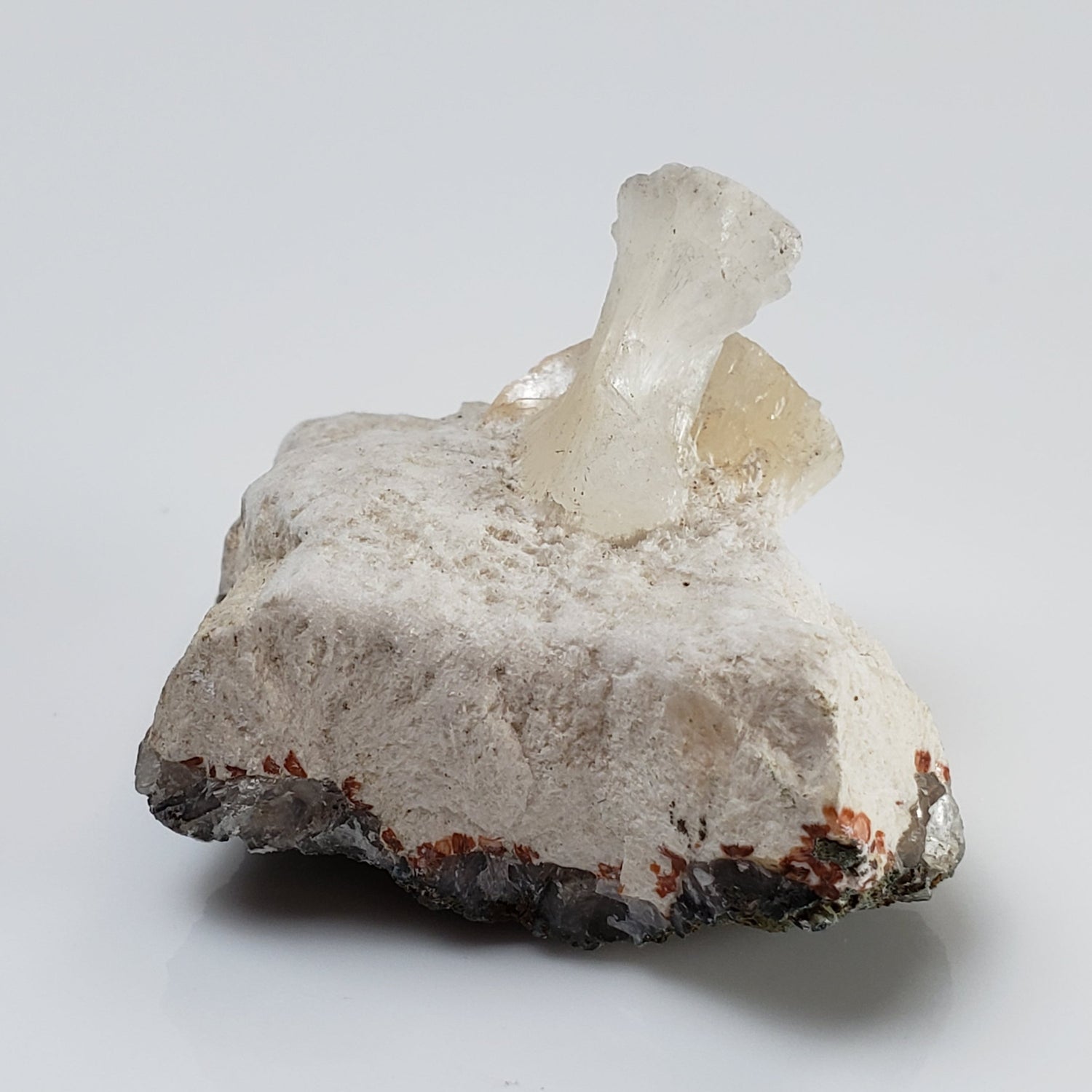 Cristal de stilbite sur matrice | 18 grammes | Inde