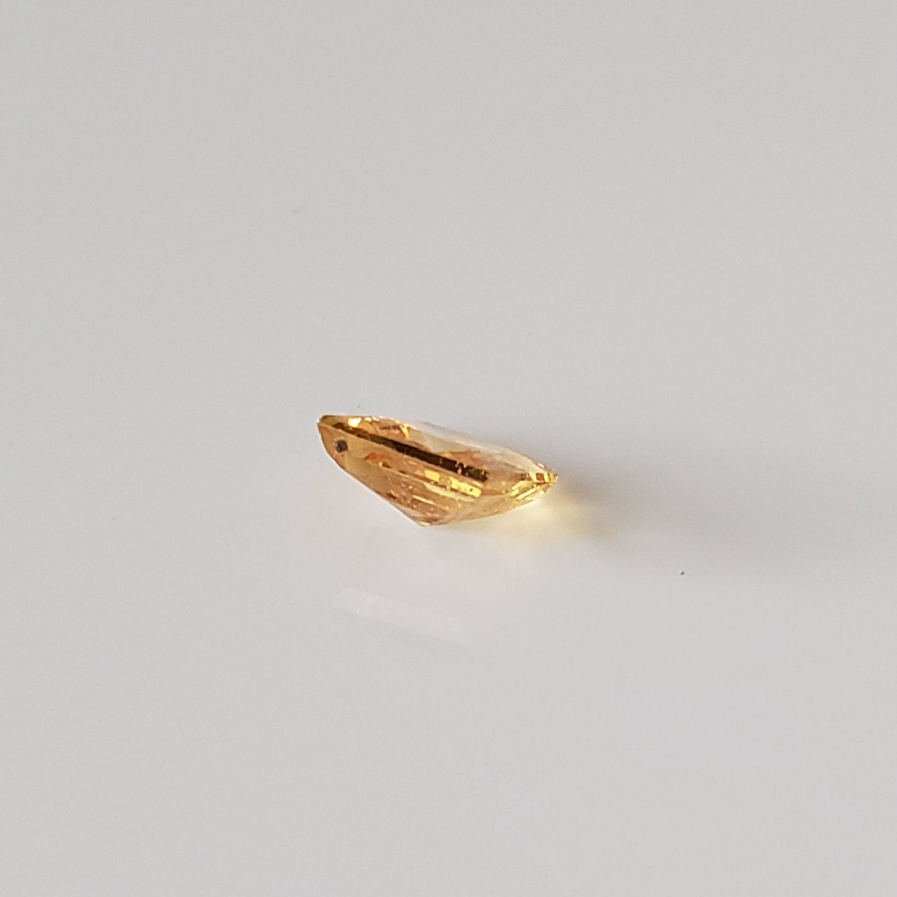 Sapphire | Princess Cut | Golden | 5mm 0.6ct
