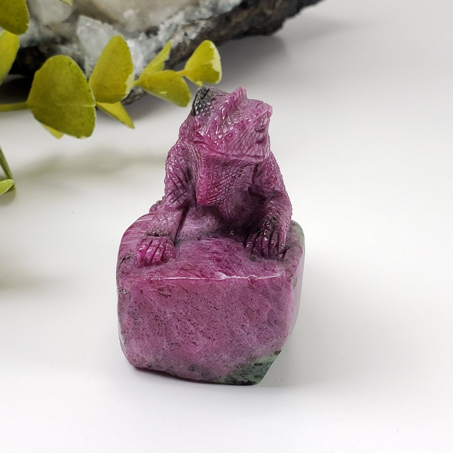 Ruby Zoisite Iguana Carving | Unheated, Natural, Fluorescent | 139 gr | Tanzania