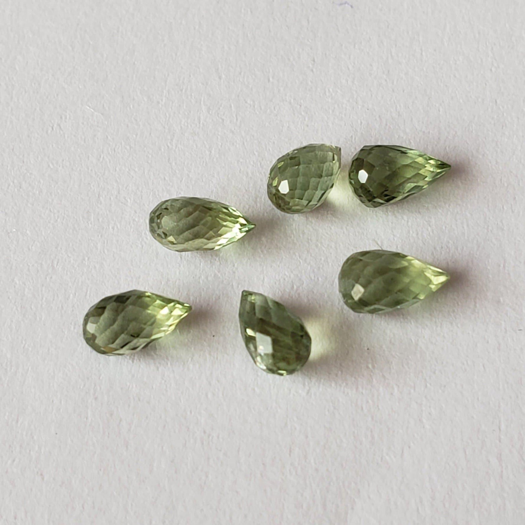 Sapphire | Briolette | Bright Green | 5x3mm | Madagascar 2