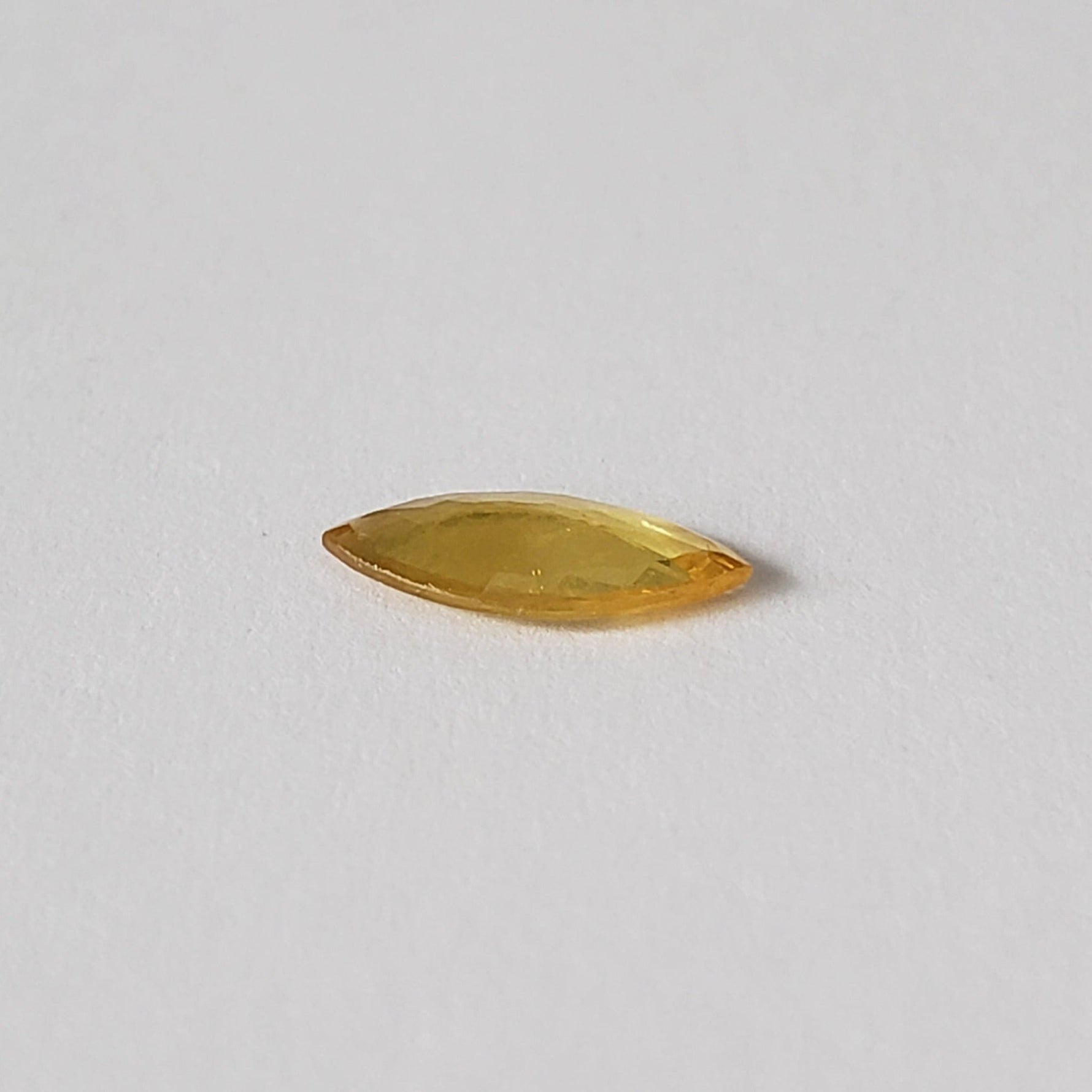 Sapphire | Marquise Cut | Yellow | 10x5mm 0.70ct 4