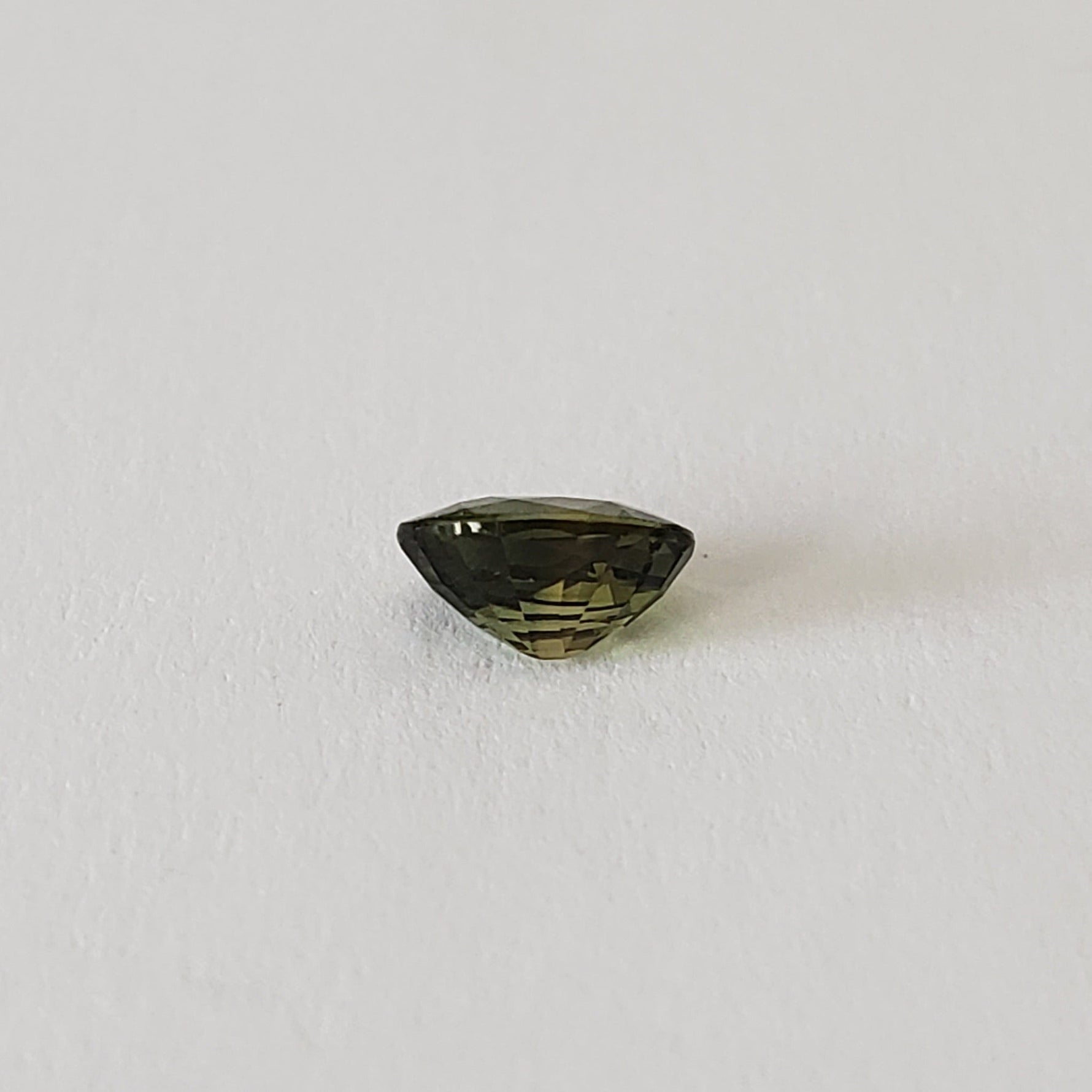 Sapphire | Oval Cut | Lime Green | 6.5x5mm 1.0ct
