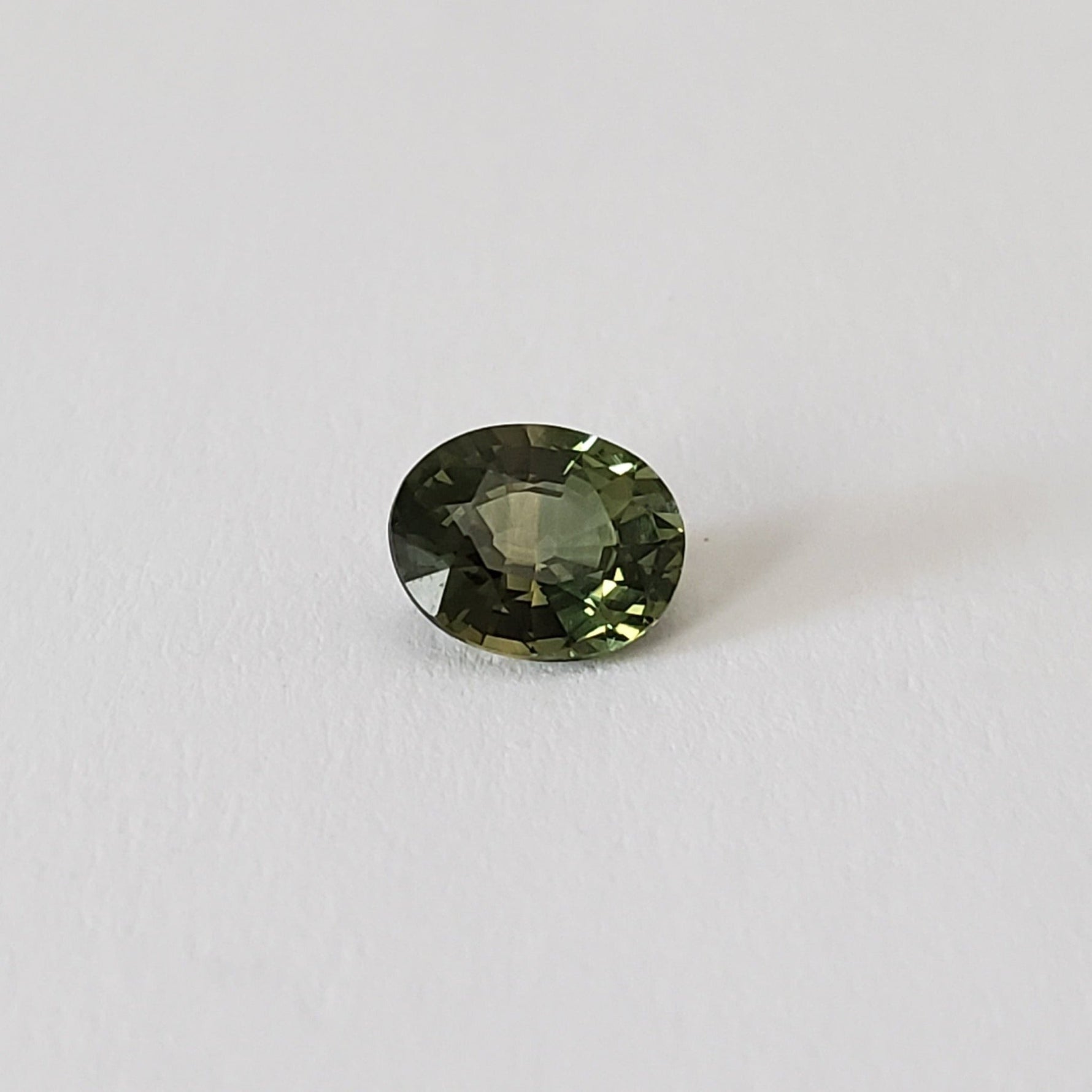 Sapphire | Oval Cut | Lime Green | 6.5x5mm 1.0ct