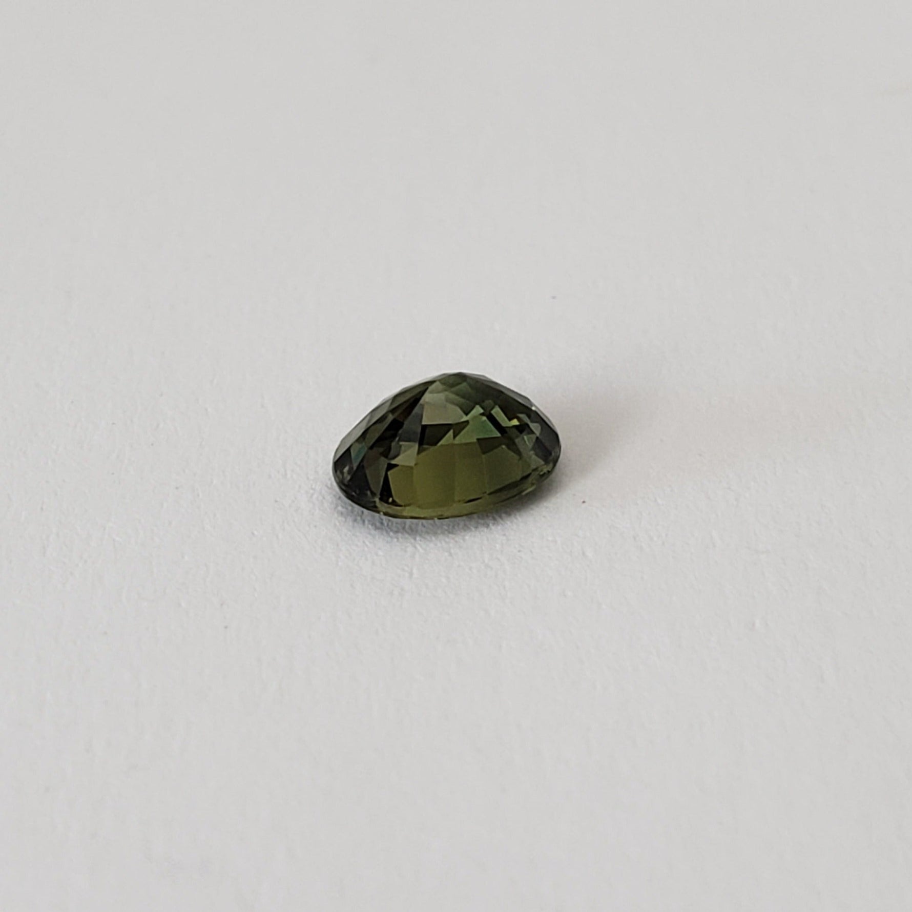 Sapphire | Oval Cut | Lime Green | 6.5x5mm 1.0ct