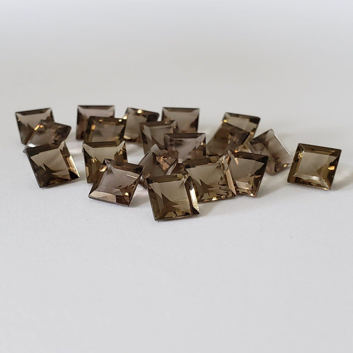 Smoky Quartz | Square Cut | 6 mm 3