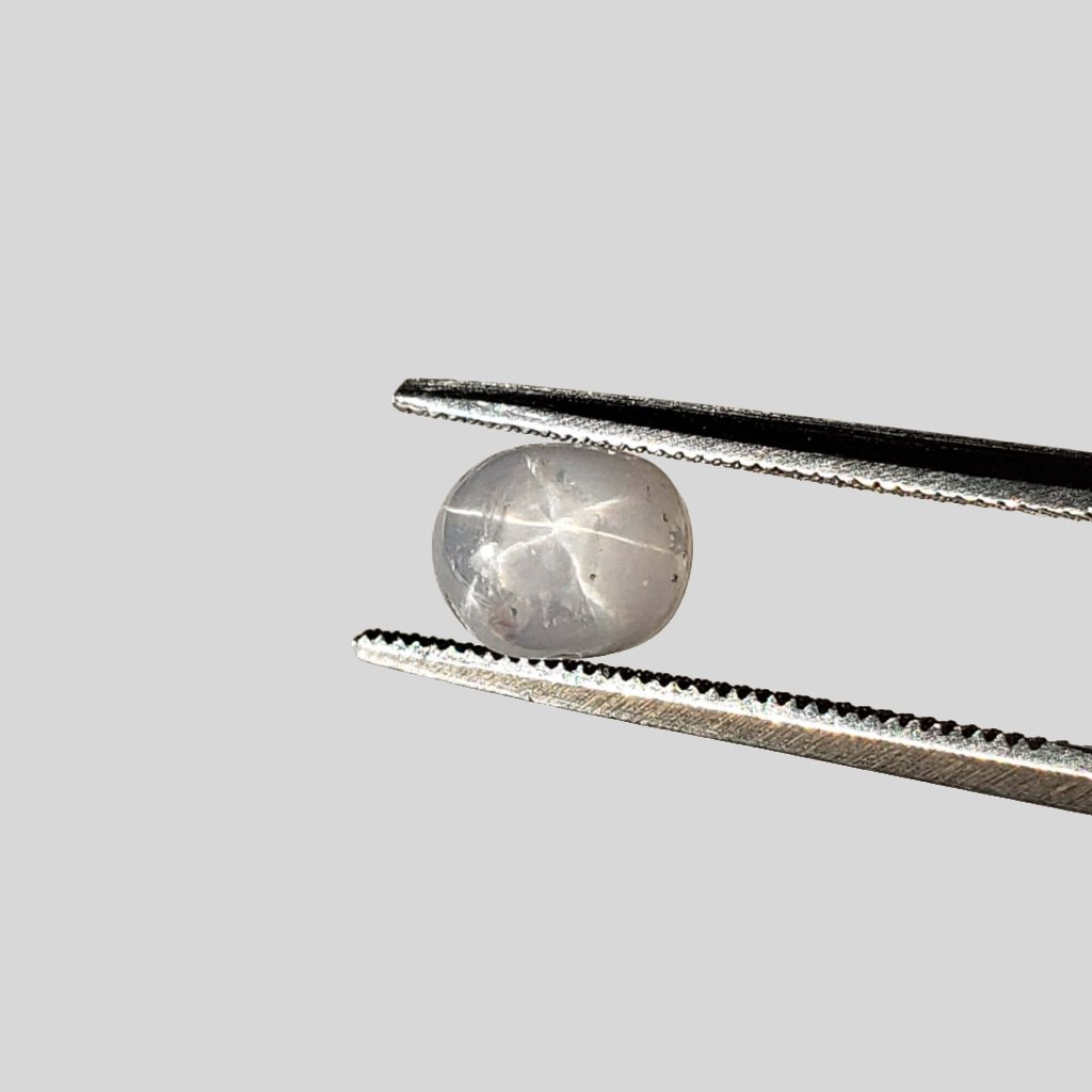 Star Sapphire | Oval Cabochon | Silver | 6.5x5.5mm 2.2ct | Myanmar