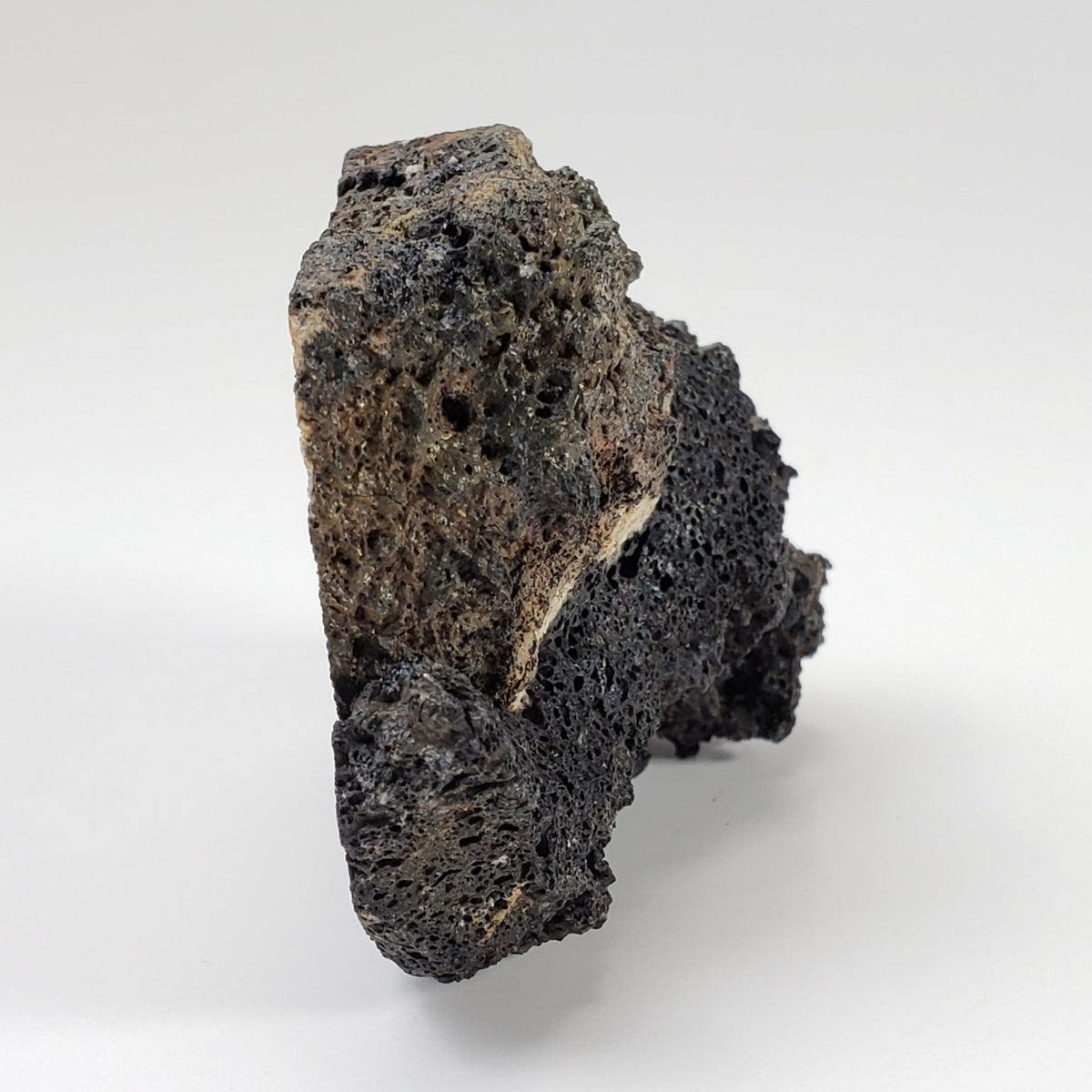 Volcanic Bomb | Lava Coated Crystal | 40.4 gr | Mortlake, Victoria, Australia | Canagem.com
