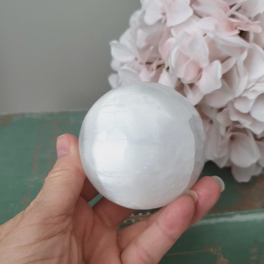 Mineral Selenite Satin Spar Crystal Healing Sphere 74mm-2 7/8" Ball