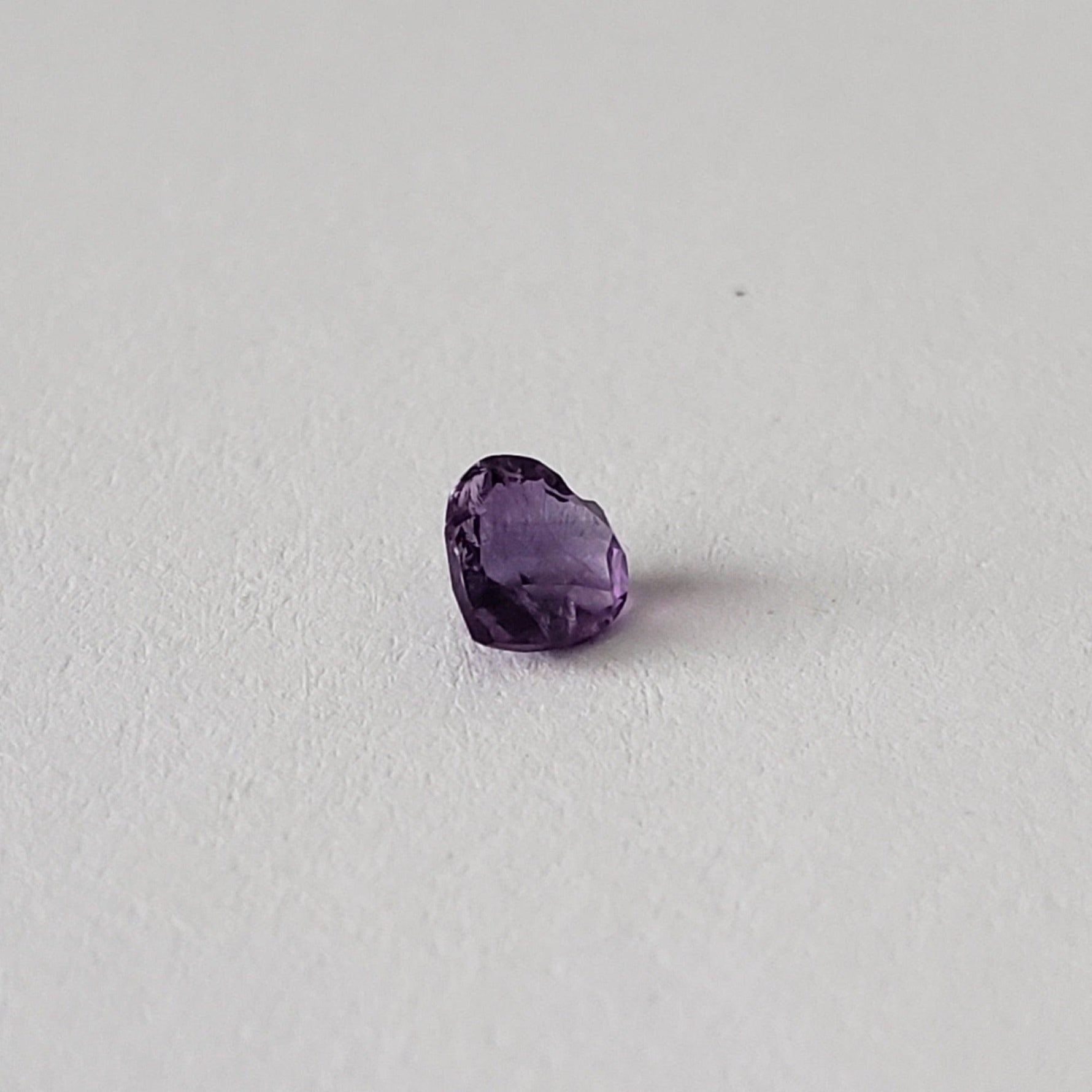  Amethyst | Heart Shape Cut | Purple | 4.8x4.6mm 0.32ct | SO24 3