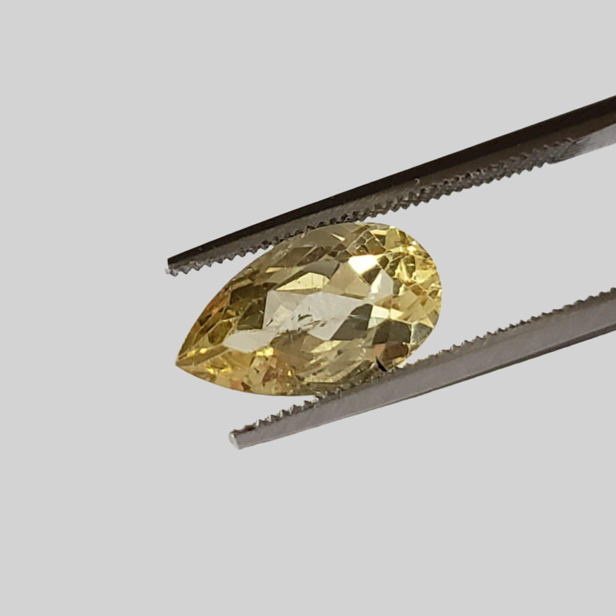  Apatite | Pear Shape Cut | Lemon Yellow | 12x6.4mm 2.74ct 2