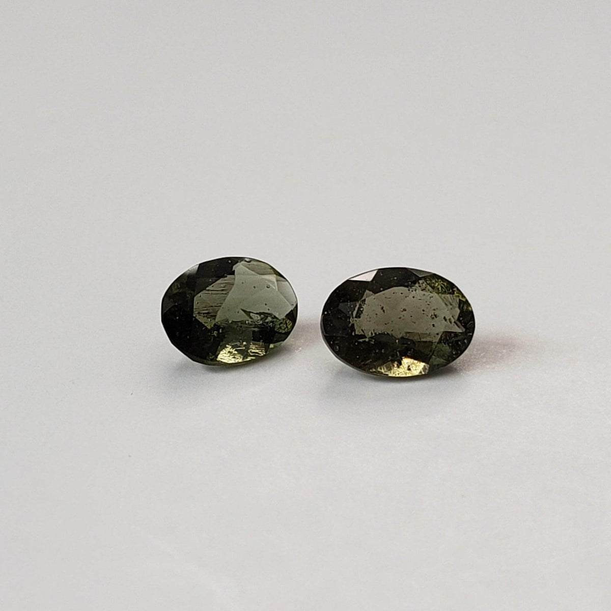  Authentic Moldavite | Oval Cut | 7x5mm | Chlum Region, Czech Republic | SO24 4
