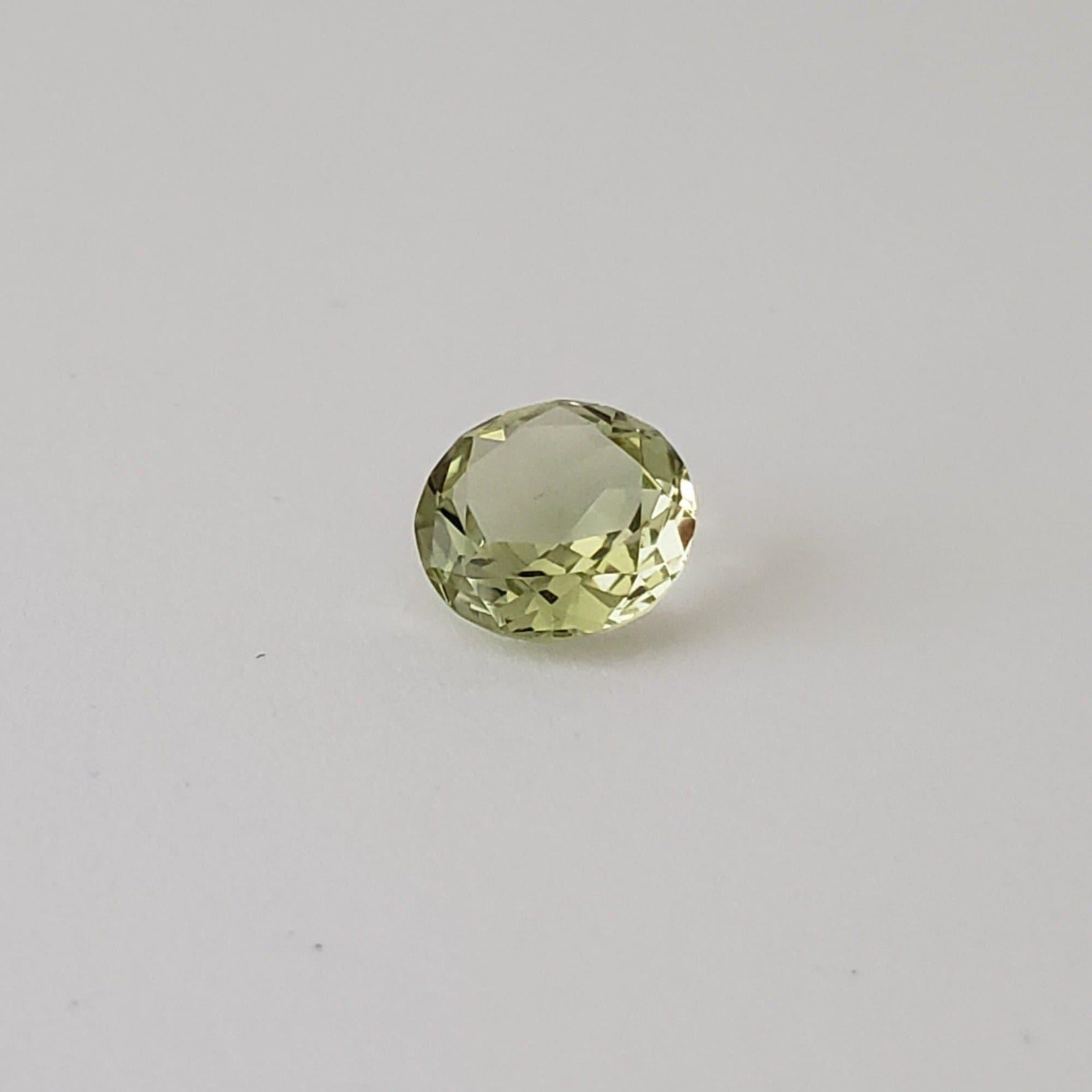  Beryl | Round Facet | Yellow Green | 7.3mm 1.19ct 3