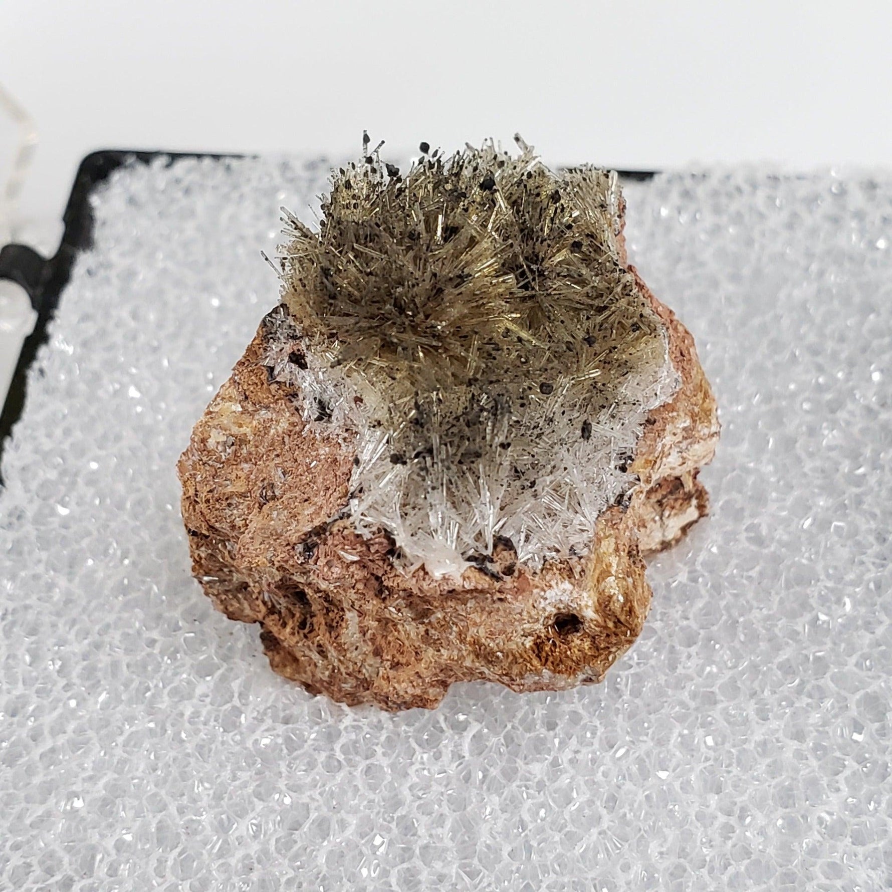  Chalcophanite on Scholzite | Display Box | Rare Combination | Reaphook Hill, South Australia | SO24 6