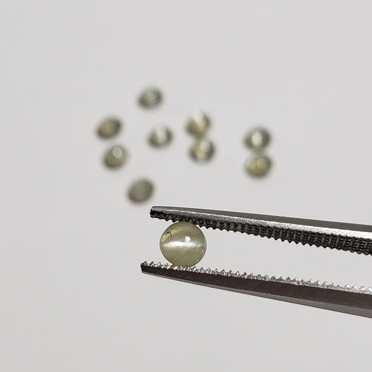  Chrysoberyl Cats Eye | Round Cabochon | 3.3 mm SO24 1