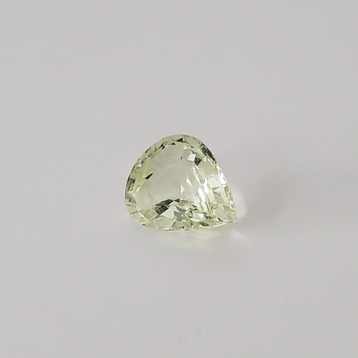 Chrysoberyl | Pear Shape Cut | Lemon Green | 7.3x6mm 1.0ct | SO24 3