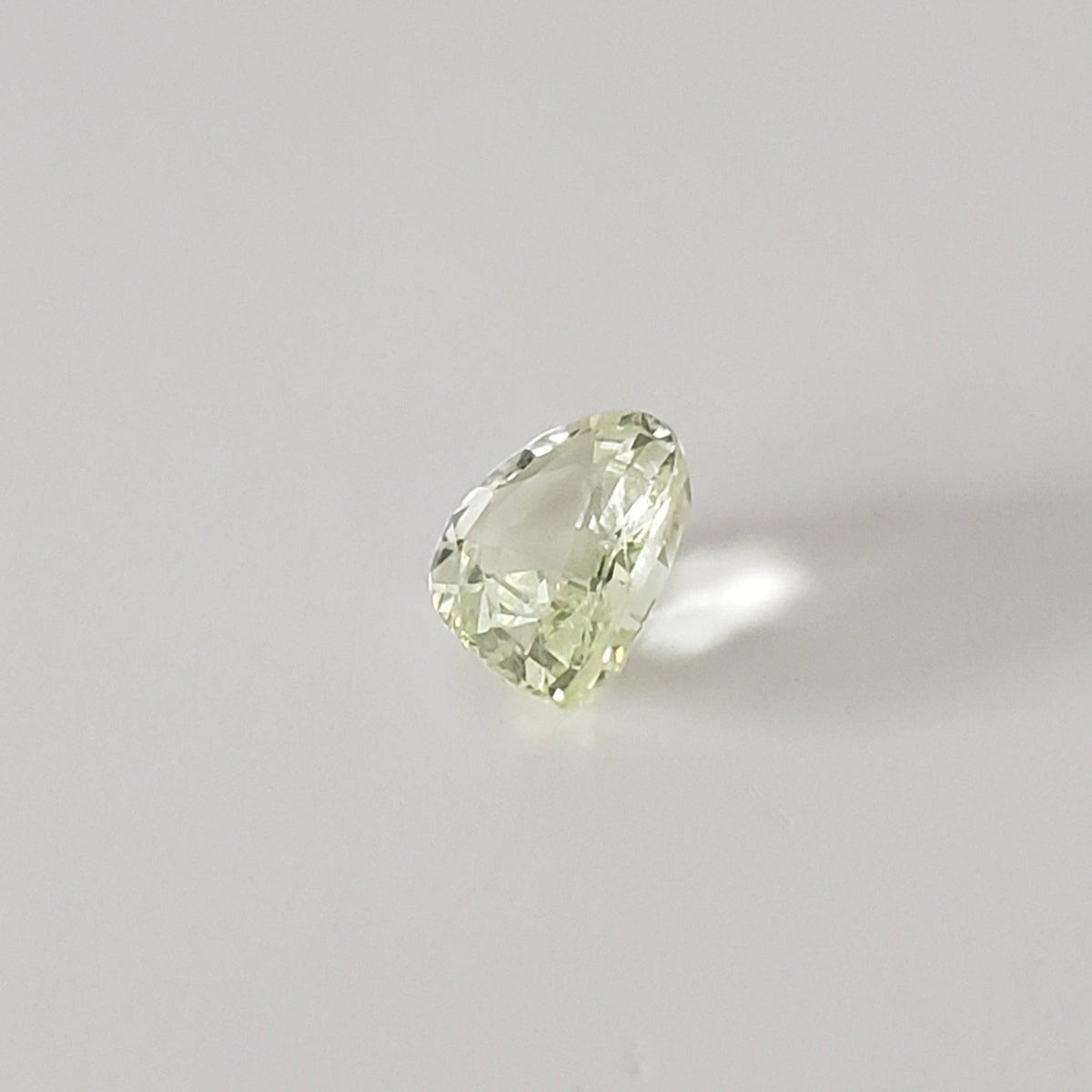  Chrysoberyl | Pear Shape Cut | Lemon Green | 7.3x6mm 1.0ct | SO24 4