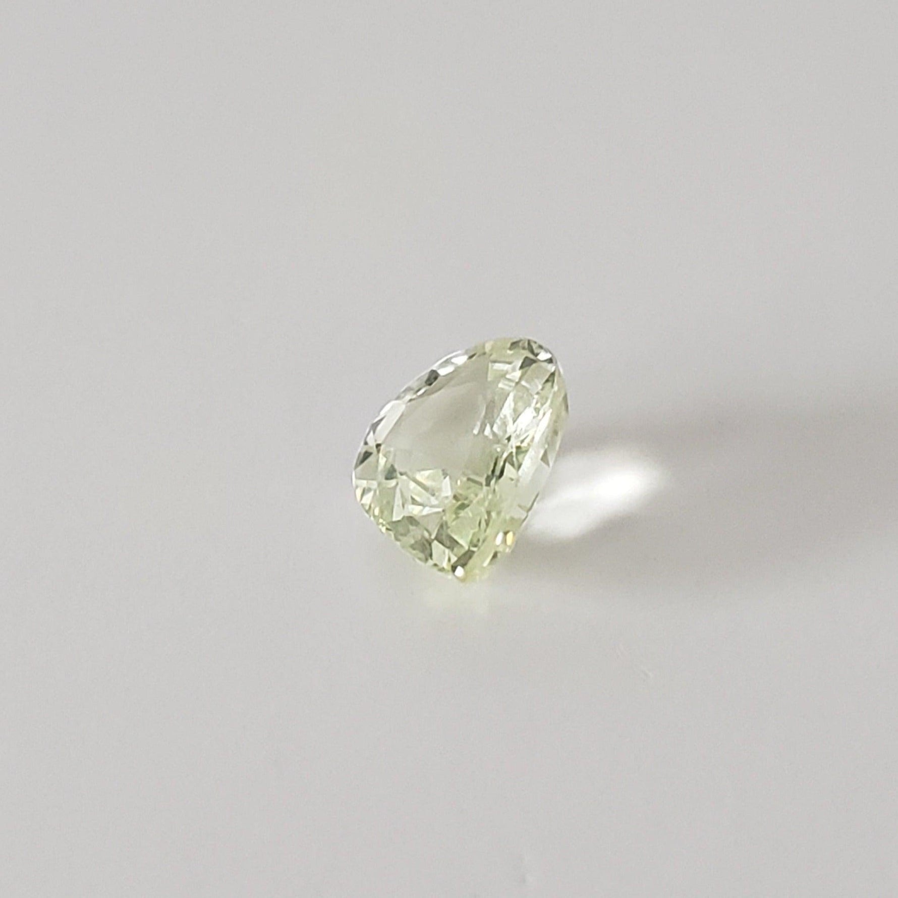  Chrysoberyl | Pear Shape Cut | Lemon Green | 7.3x6mm 1.0ct | SO24 4