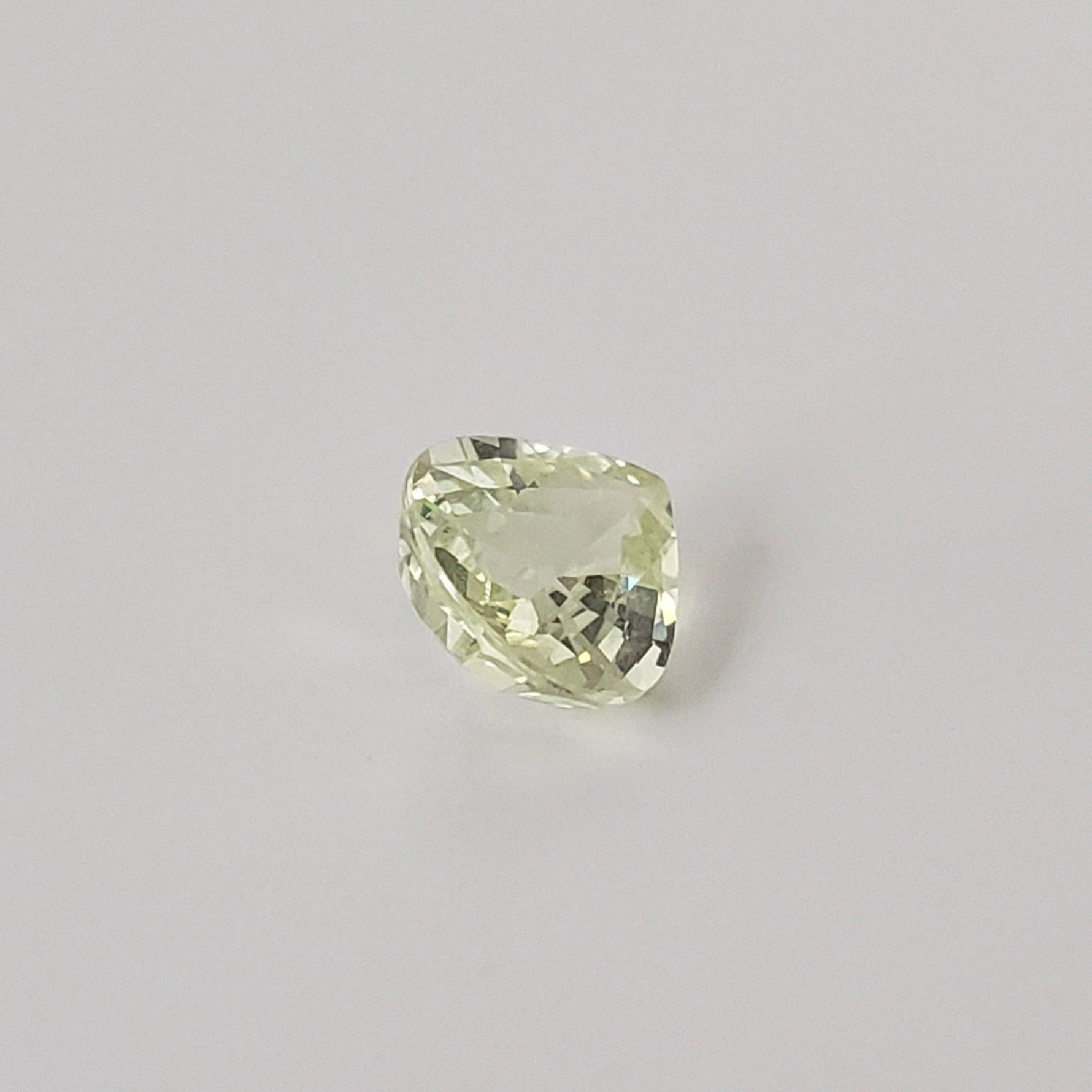  Chrysoberyl | Pear Shape Cut | Lemon Green | 7.3x6mm 1.0ct | SO24 5