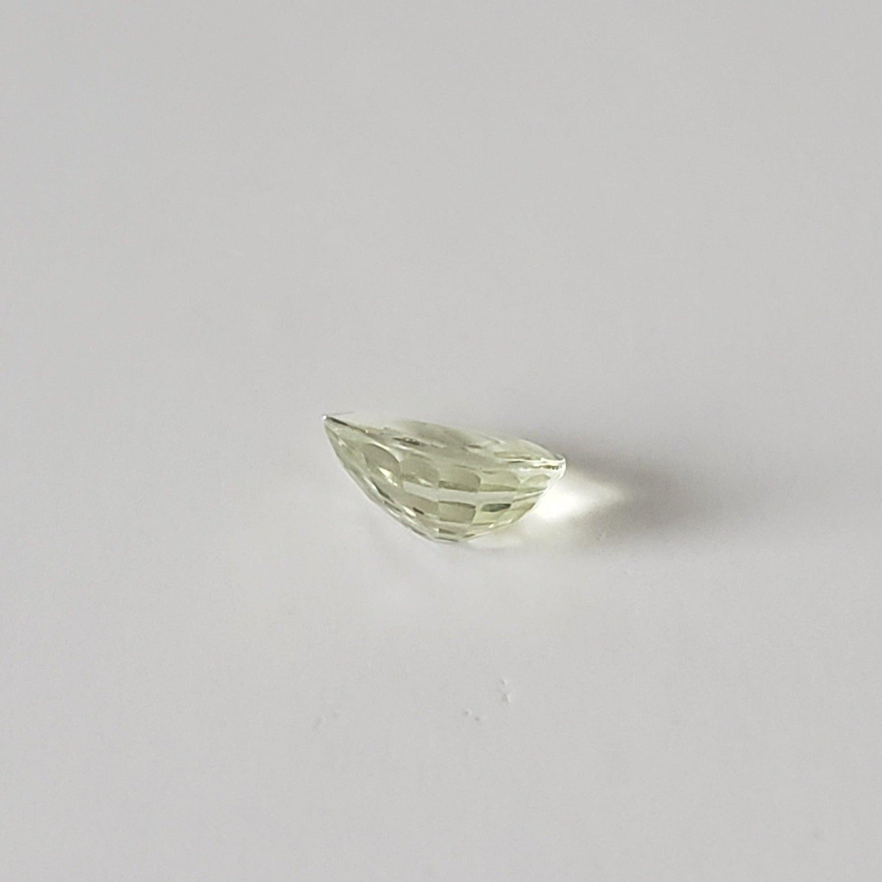  Chrysoberyl | Pear Shape Cut | Lemon Green | 7.3x6mm 1.0ct | SO24 7