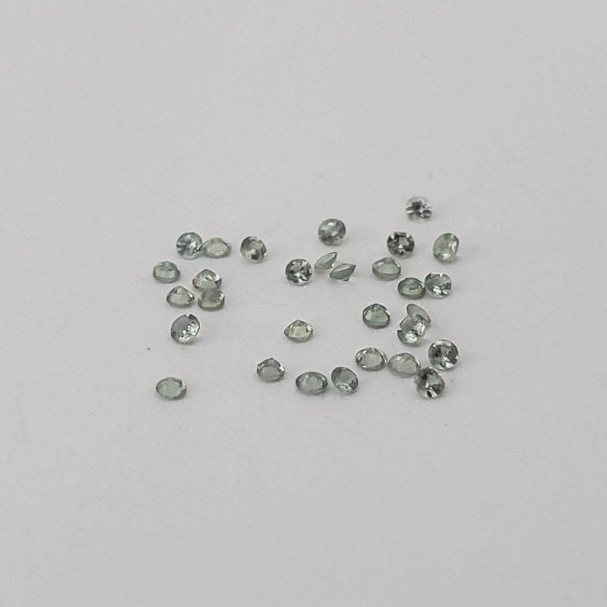  Chrysoberyl | Round Cut | Green | 1.0mm 2