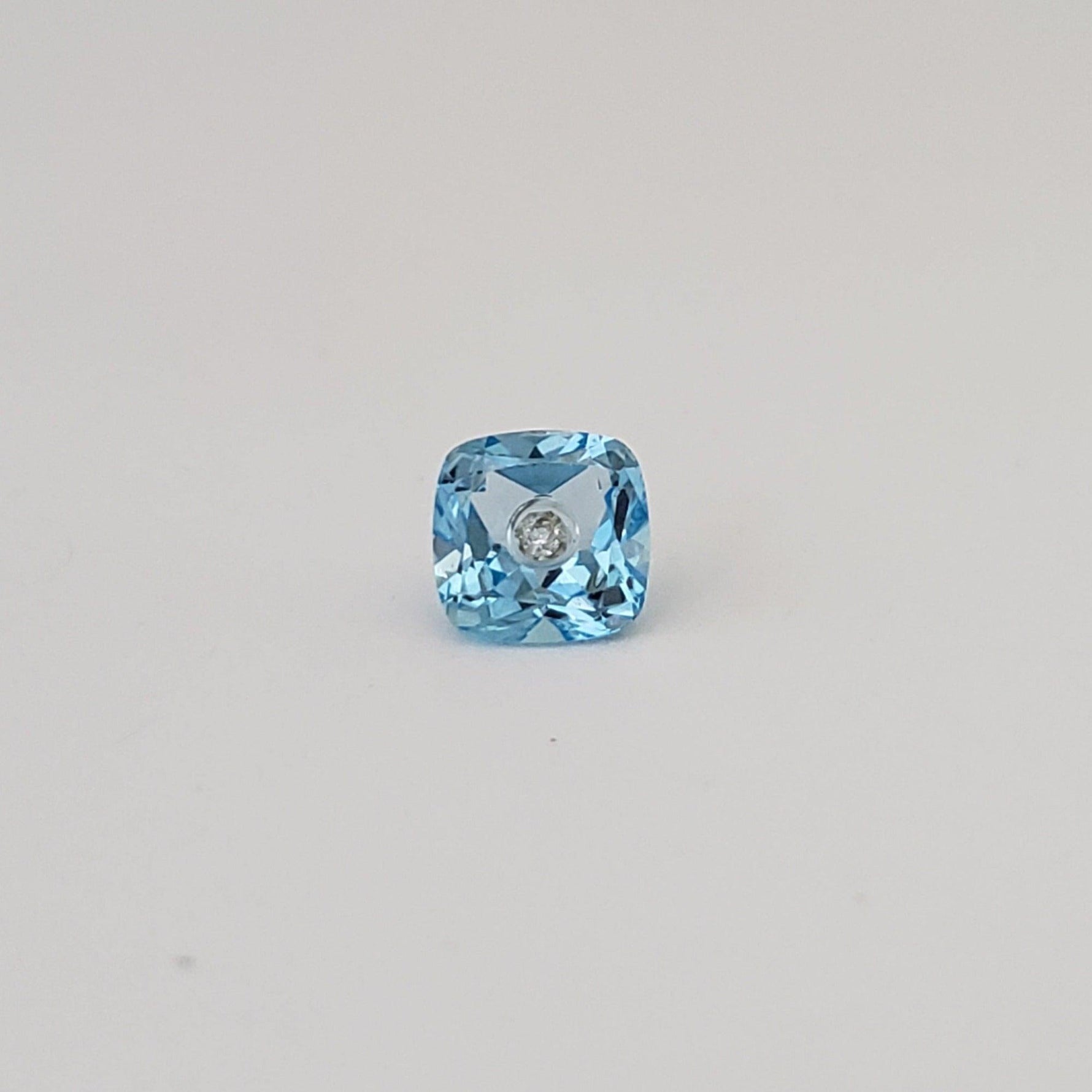  Diamond in Topaz | Cushion Cut | Sky Blue | 6 mm 1.30ct 3