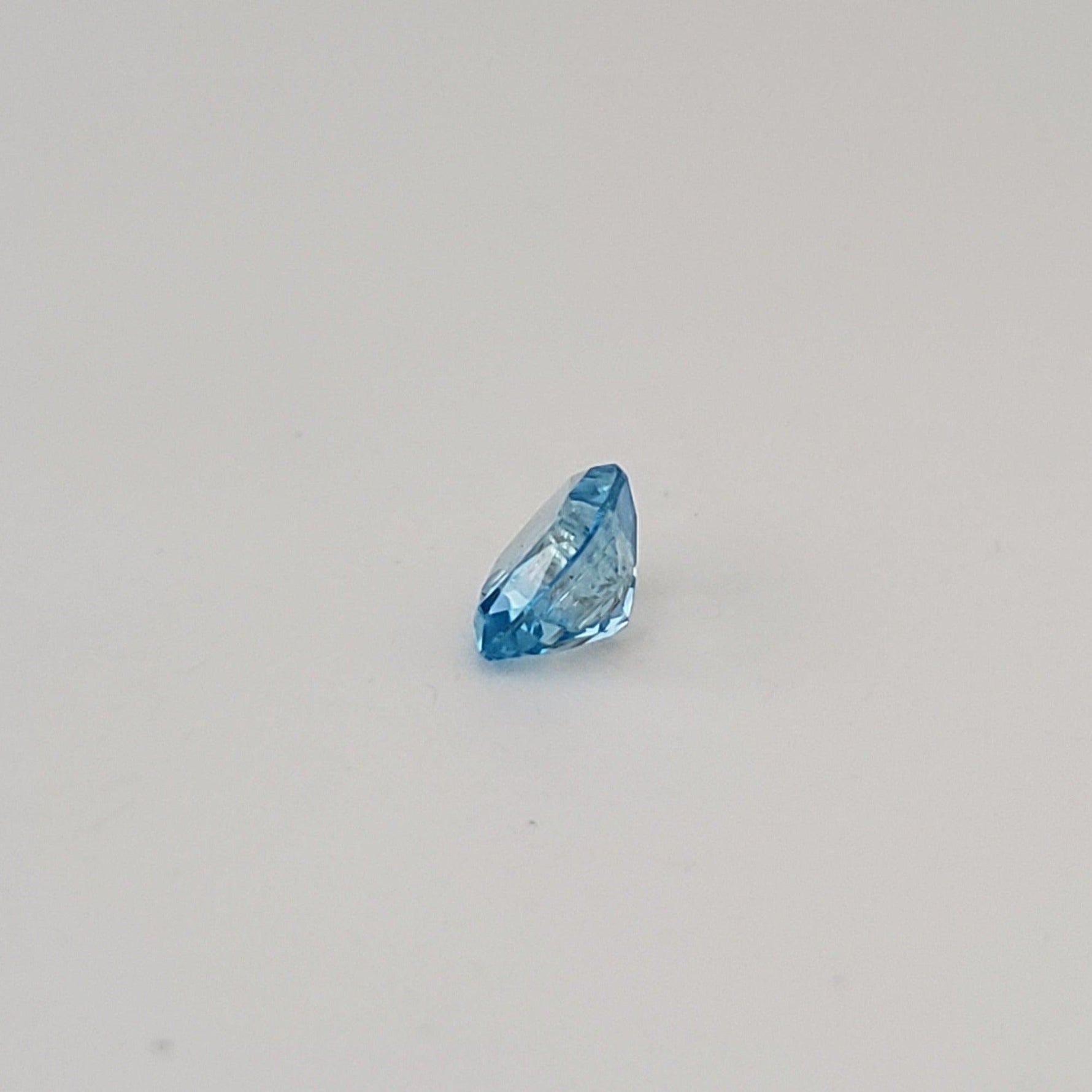  Diamond in Topaz | Cushion Cut | Sky Blue | 6 mm 1.30ct 5