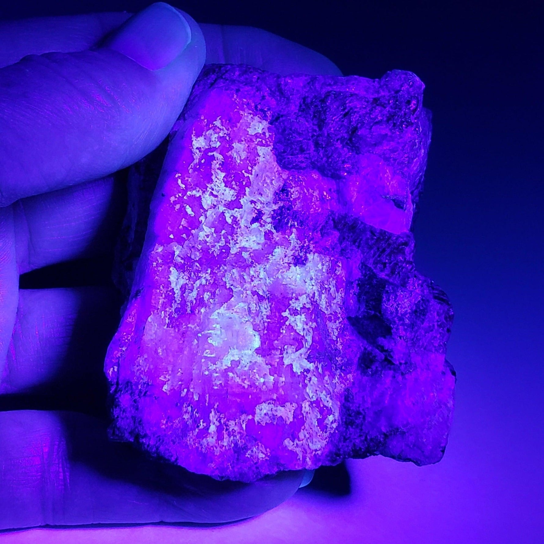  Eudialyte | Fluorescent under UV light | 201.62 grams | Kipawa, Quebec, Canada  | SO24 9