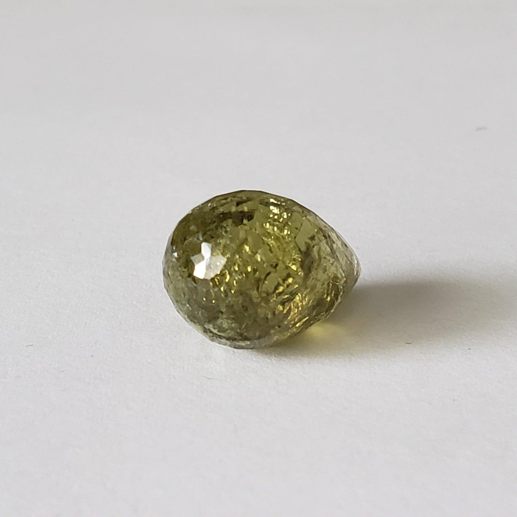  Garnet | Briolette | Spring Green | 16x10mm 13.05ct 3