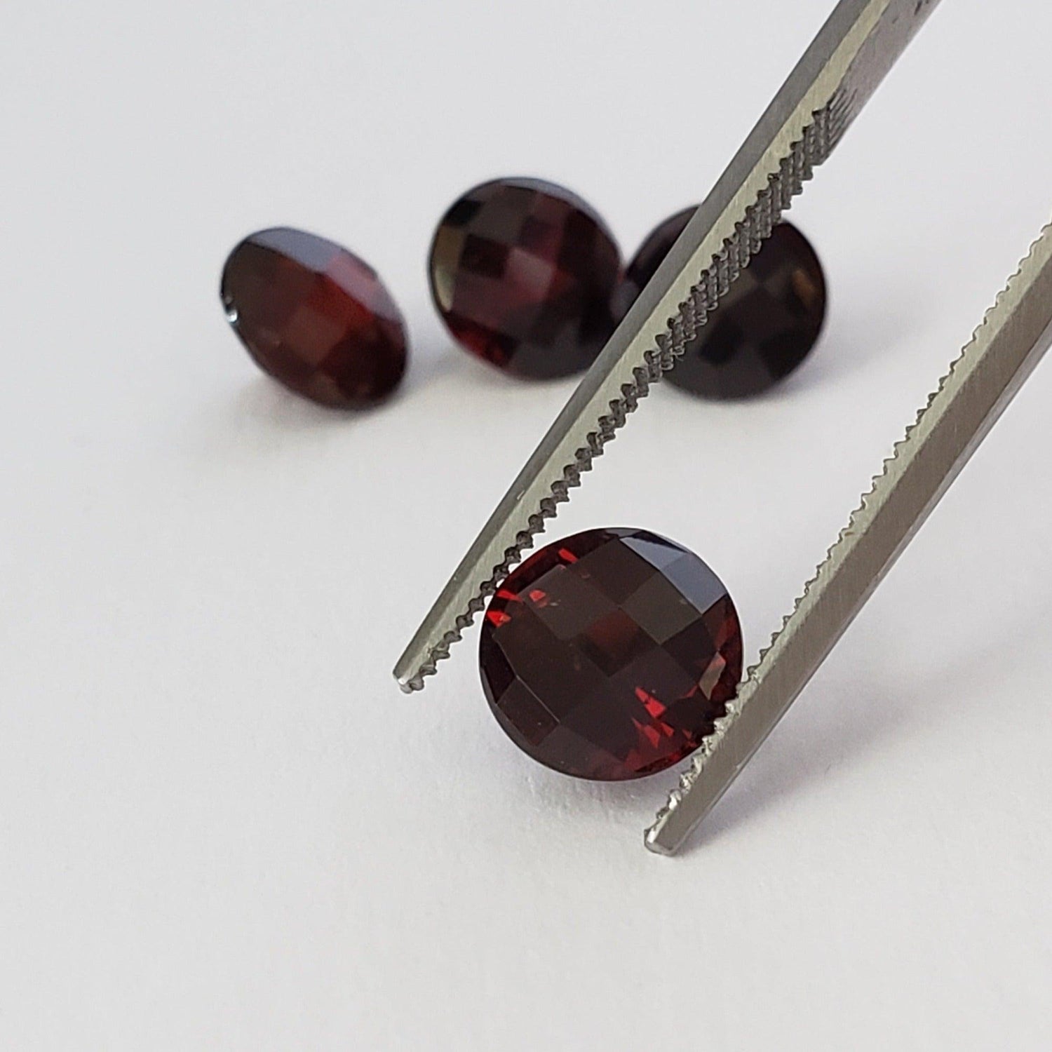  Garnet | Round Checkerboard Cut | Dark Red | 6.5mm 