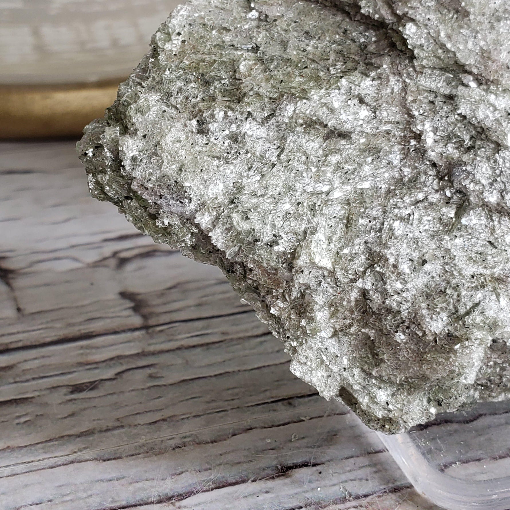  Green Mica Schist Metamorphic Rock, Muscovite, 166.3 Grams, Eastern Ontario, Canada | SO24 8