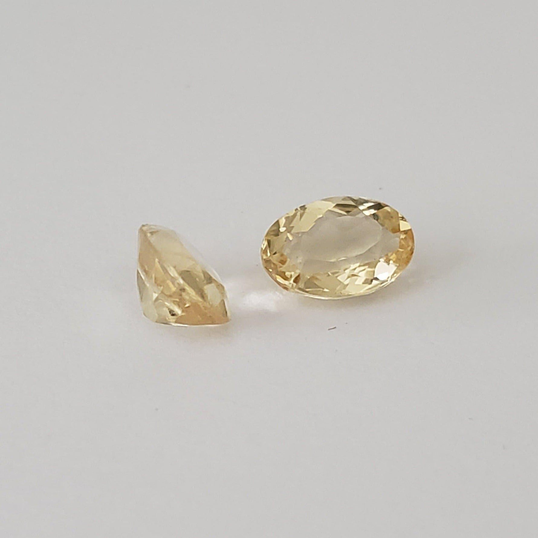  Imperial Topaz | Oval Cut | Orange | 0.90 ct. | 7x5mm 2