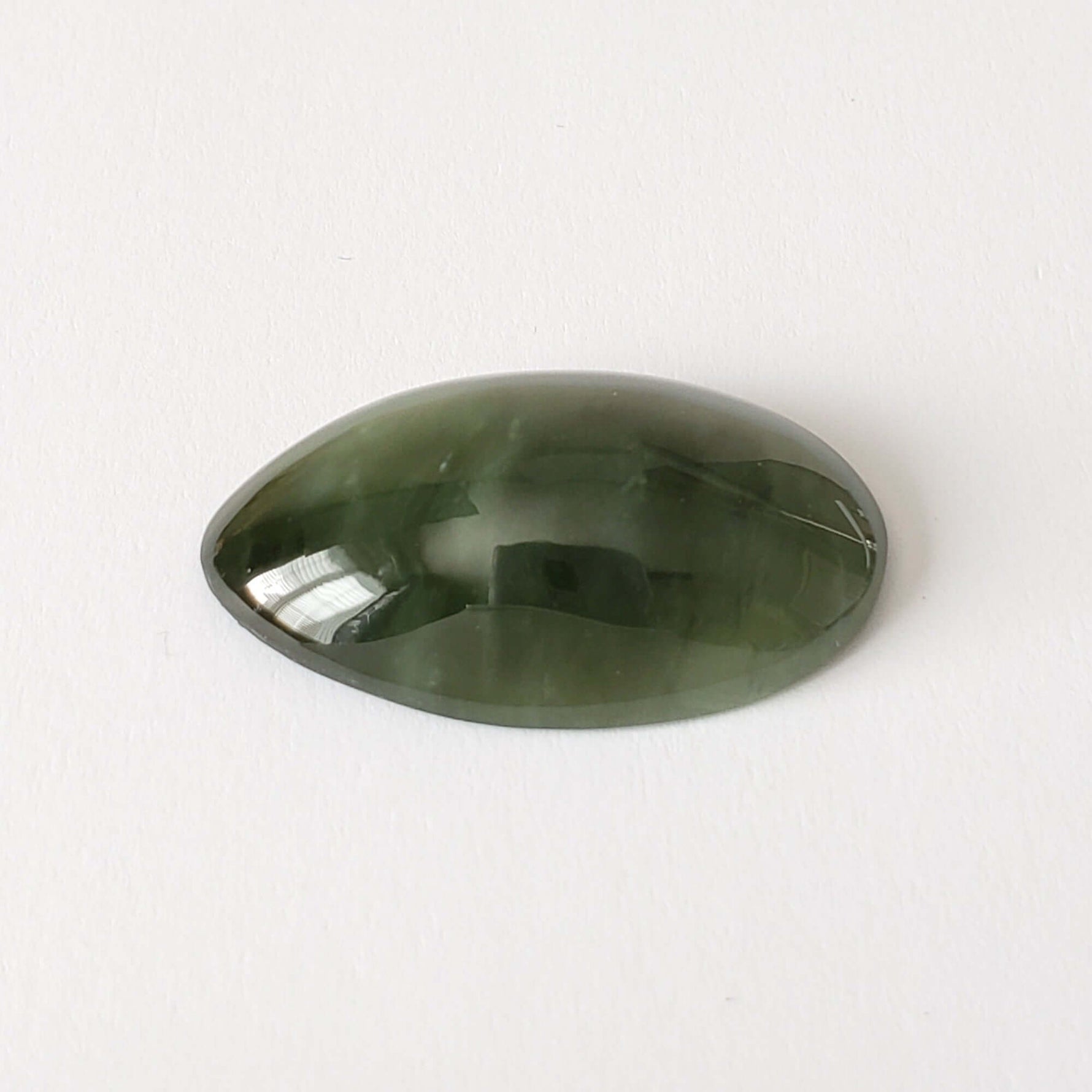  Jade | Oval Cabochon | Green Jade | 30x19 mm 31.55ct | Africa 3