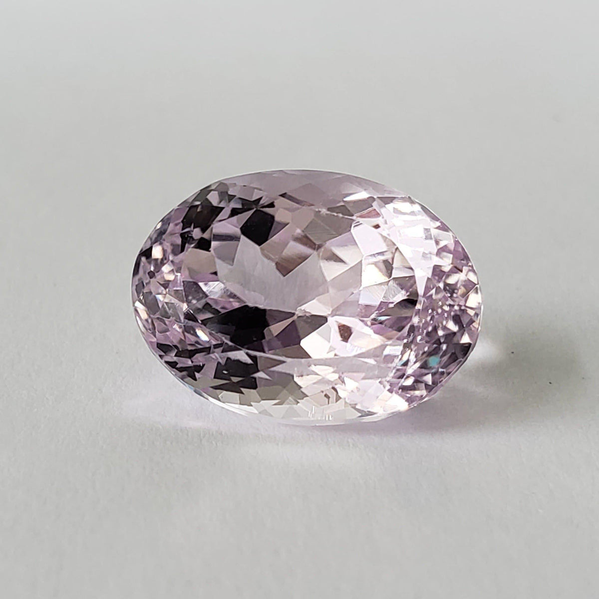  Kunzite | Untreated | Oval Cut | Lavender Pink | 16x11.7mm, 12.83ct | Afghanistan 1