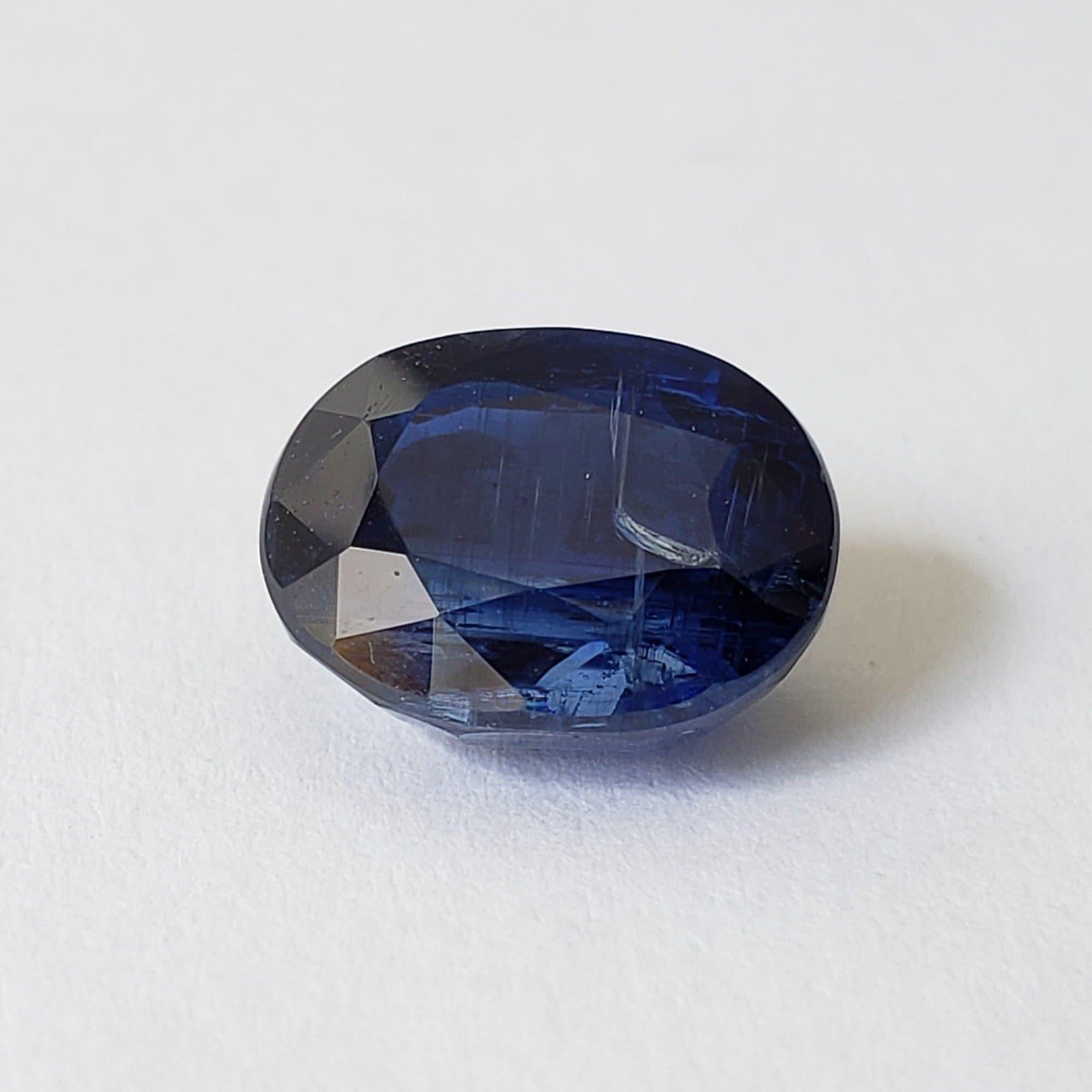  Kyanite | Oval Cut | Cornflower Blue | 11.7x9.5mm | 7.06ct | Nepal 