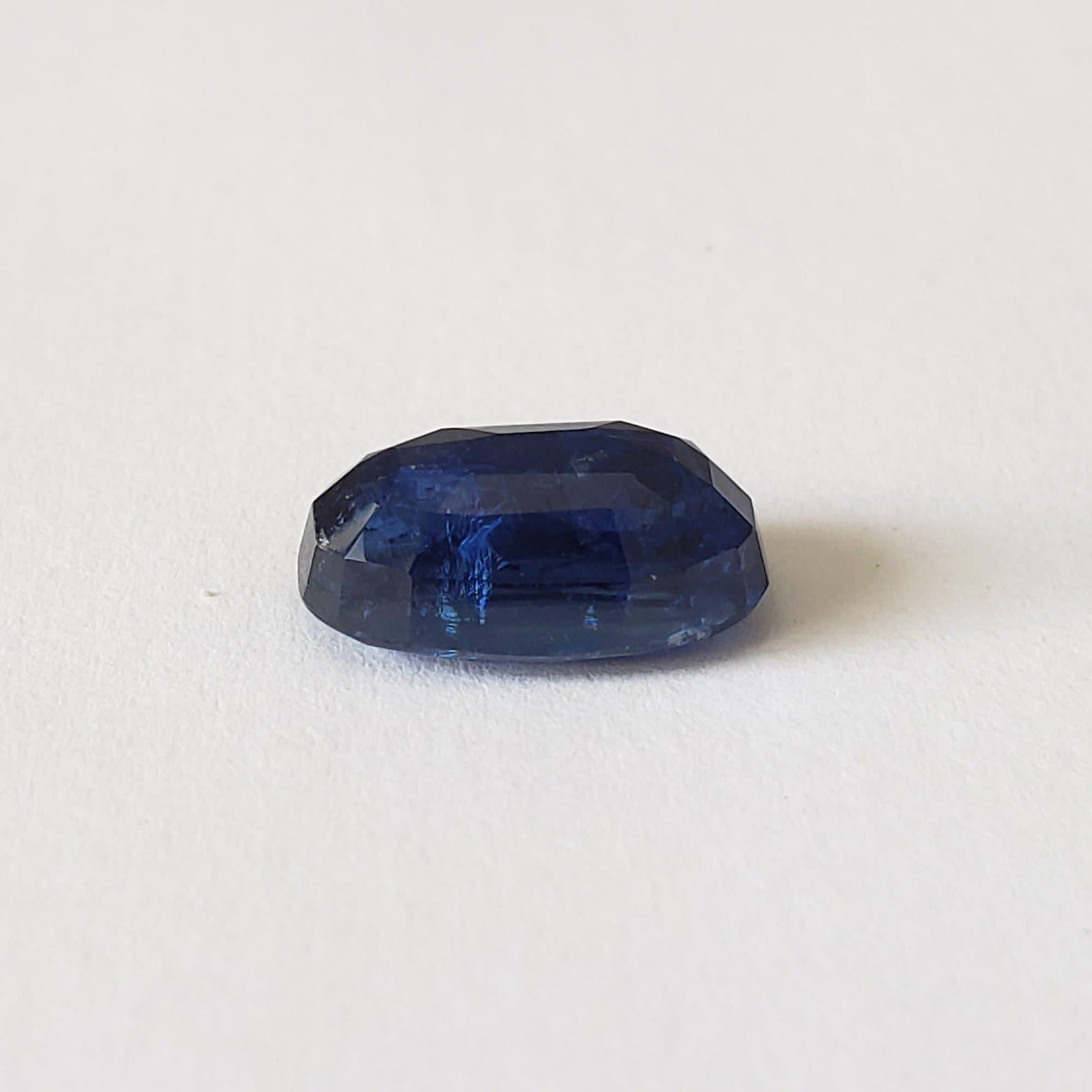  Kyanite | Oval Cut | Cornflower Blue | 12.4x7.9mm 5.6ct | Nepal 3