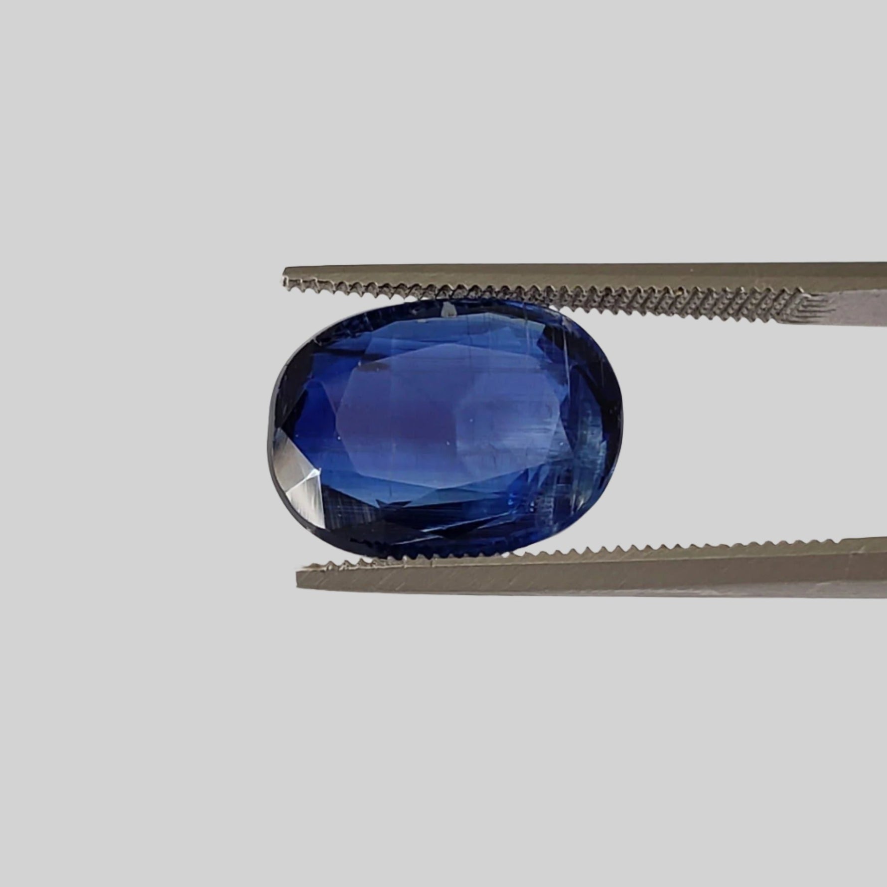  Kyanite | Oval Cut | Cornflower Blue | 12.6x9.7mm 5.88ct | Nepal 1