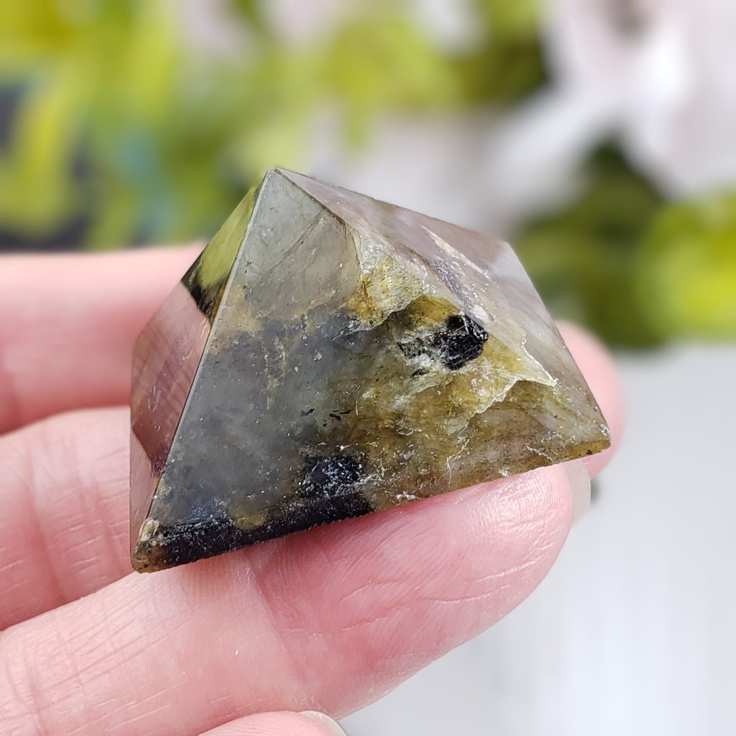  Labradorite Schiller Feldspar | Five Point Pyramid | 35.6 gr | Madagascar 1