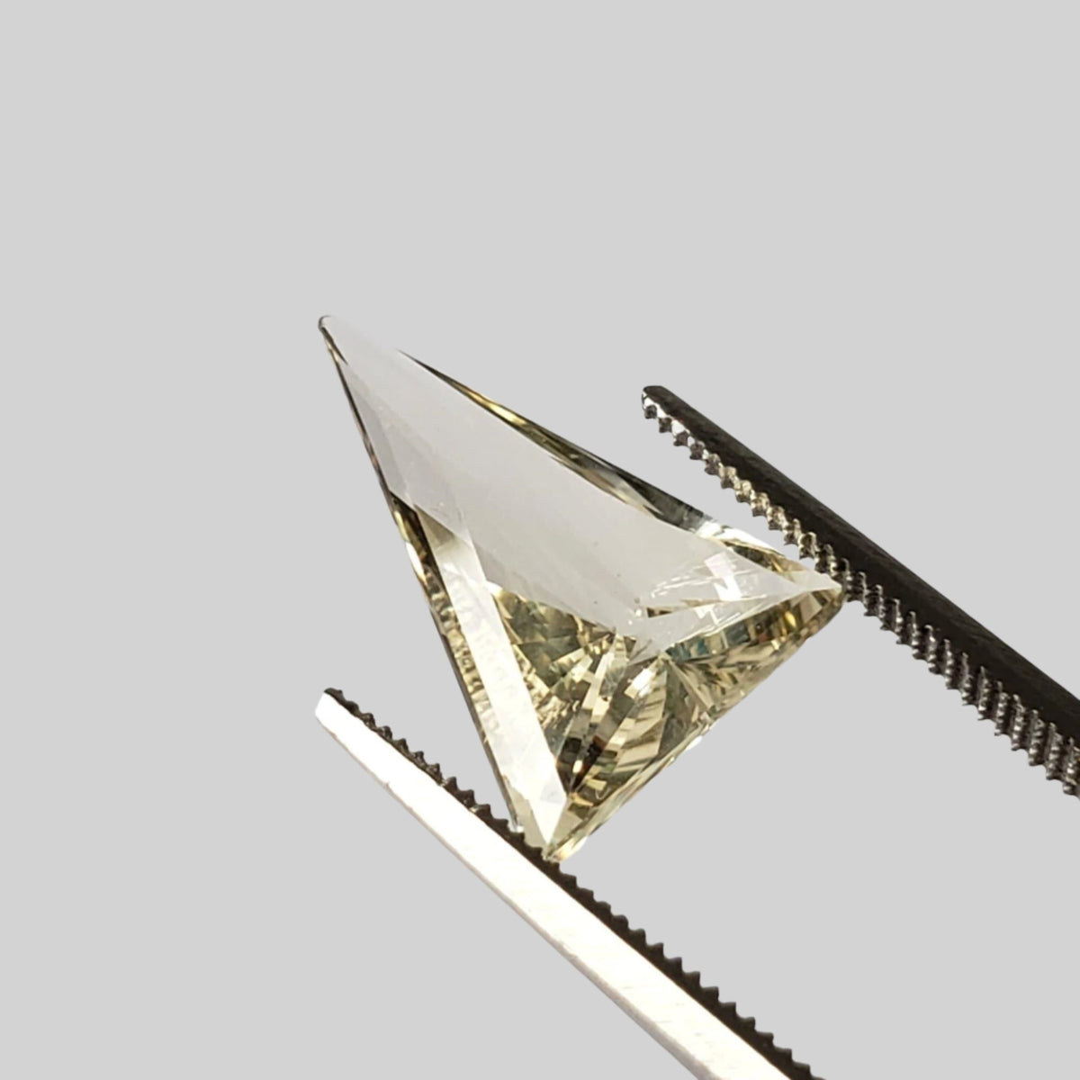  Labradorite | Triangle Millennium Cut | Canary Yellow | 14.5x10.3mm 2.88ct 1