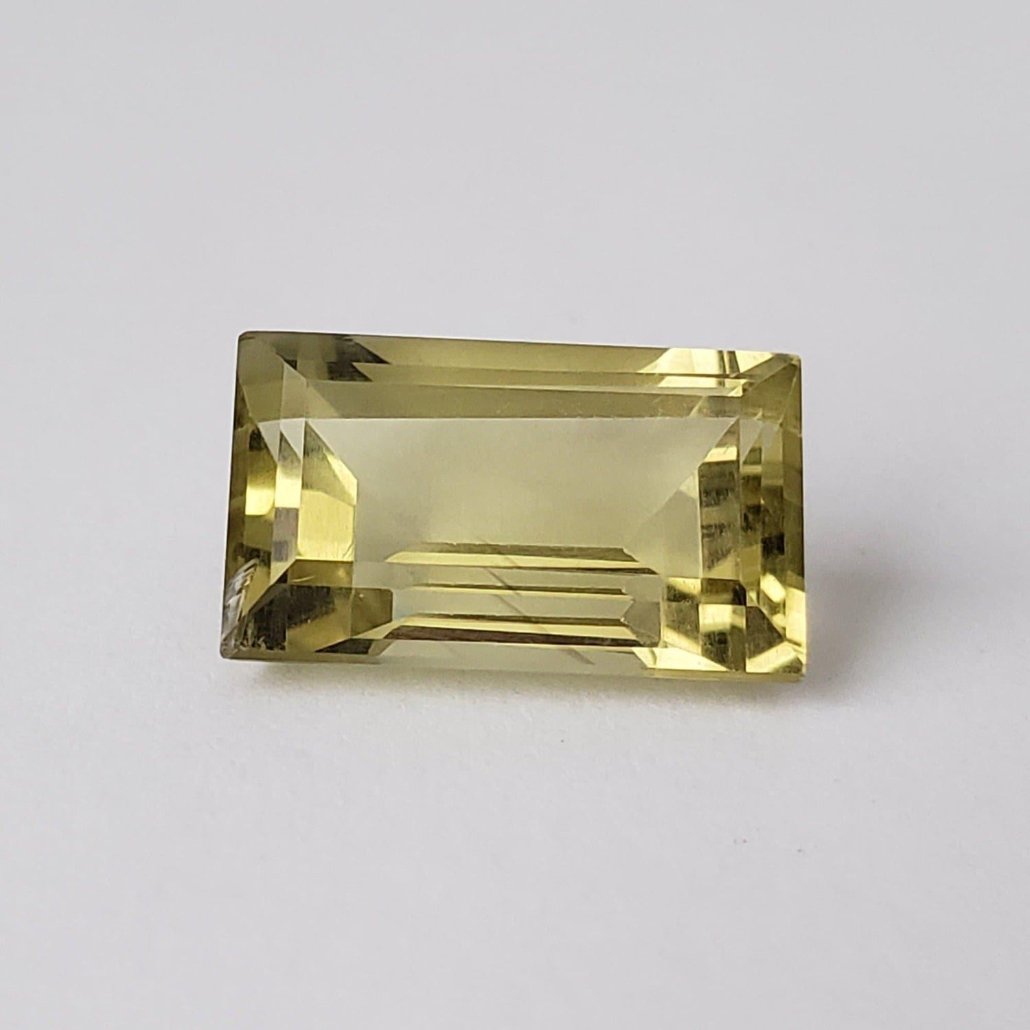 Lemon Quartz | Baguette Cut | Greenish Yellow | 15.5x9.5mm 8.55ct 