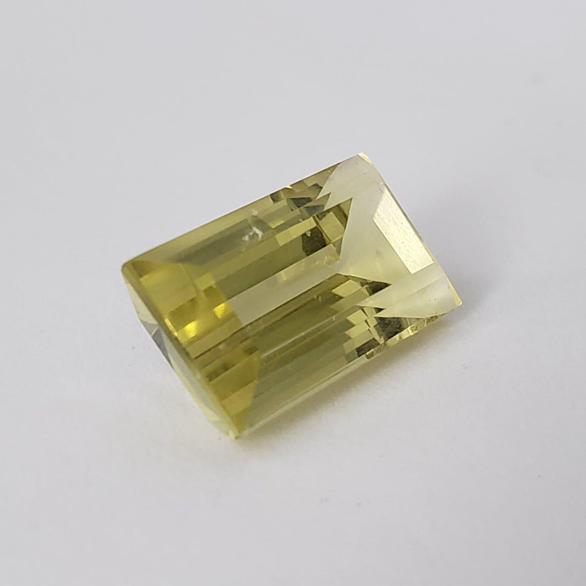  Lemon Quartz | Baguette Cut | Greenish Yellow | 17x9.5mm 9.2ct 2