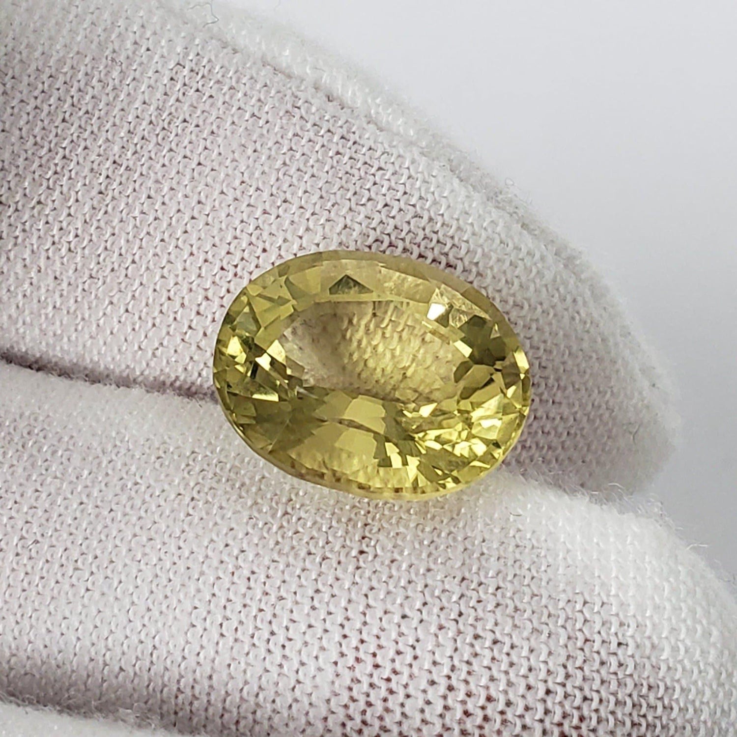  Lemon Quartz | Faceted Oval Cut | Greenish Yellow | 13x11mm 