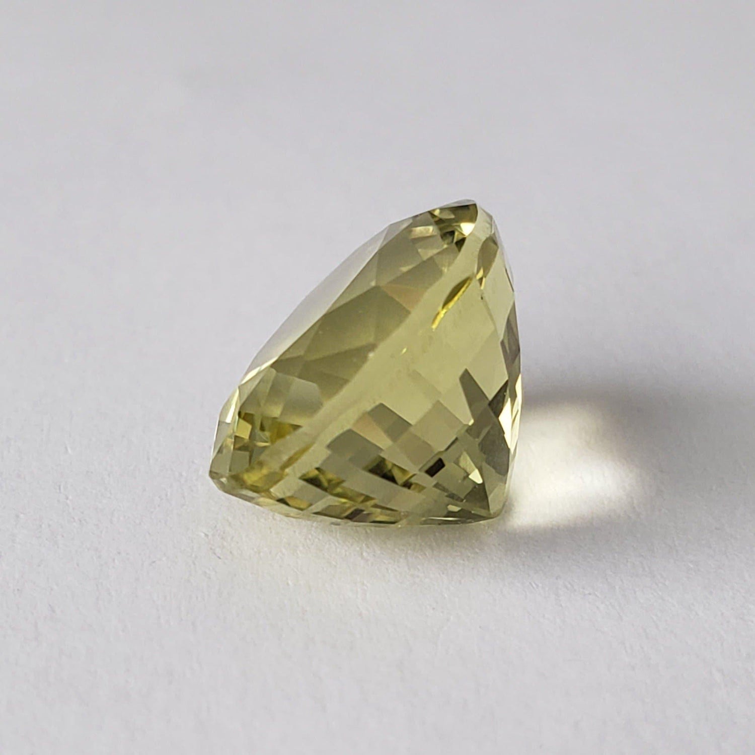  Lemon Quartz | Faceted Oval Cut | Greenish Yellow | 14x12mm 9.04ct 1